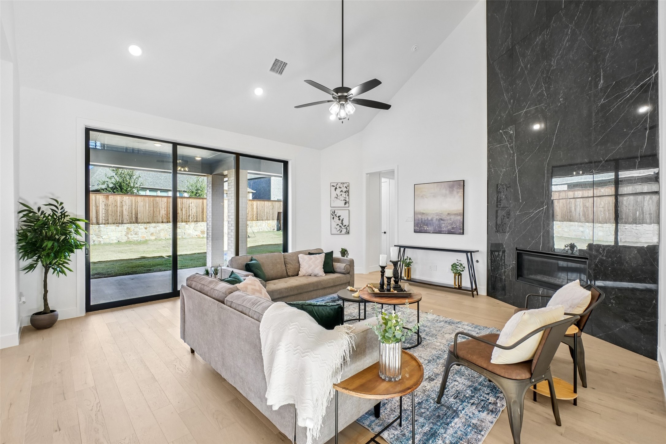 2800 Count Fleet Way