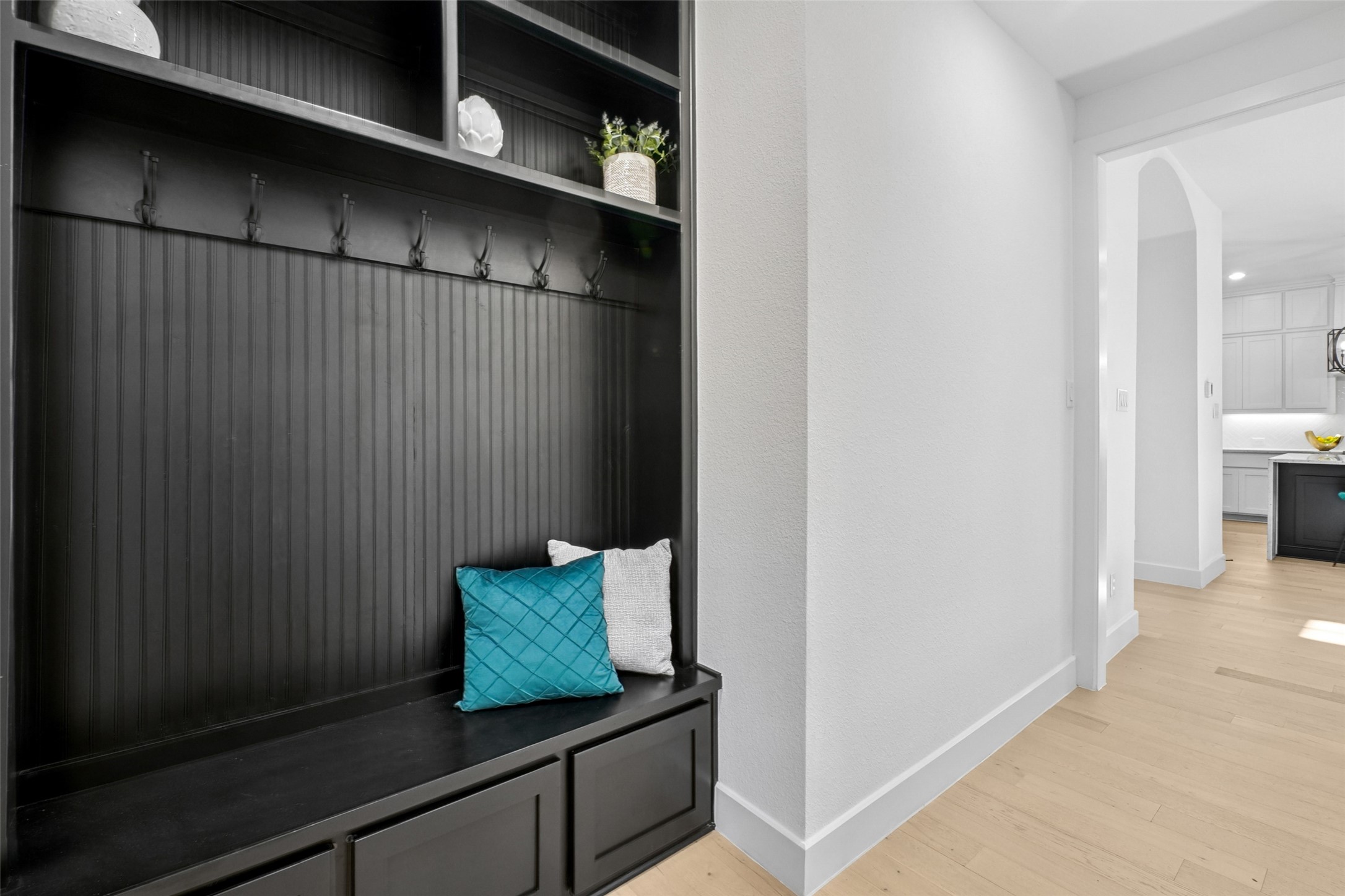 2800 Count Fleet Way