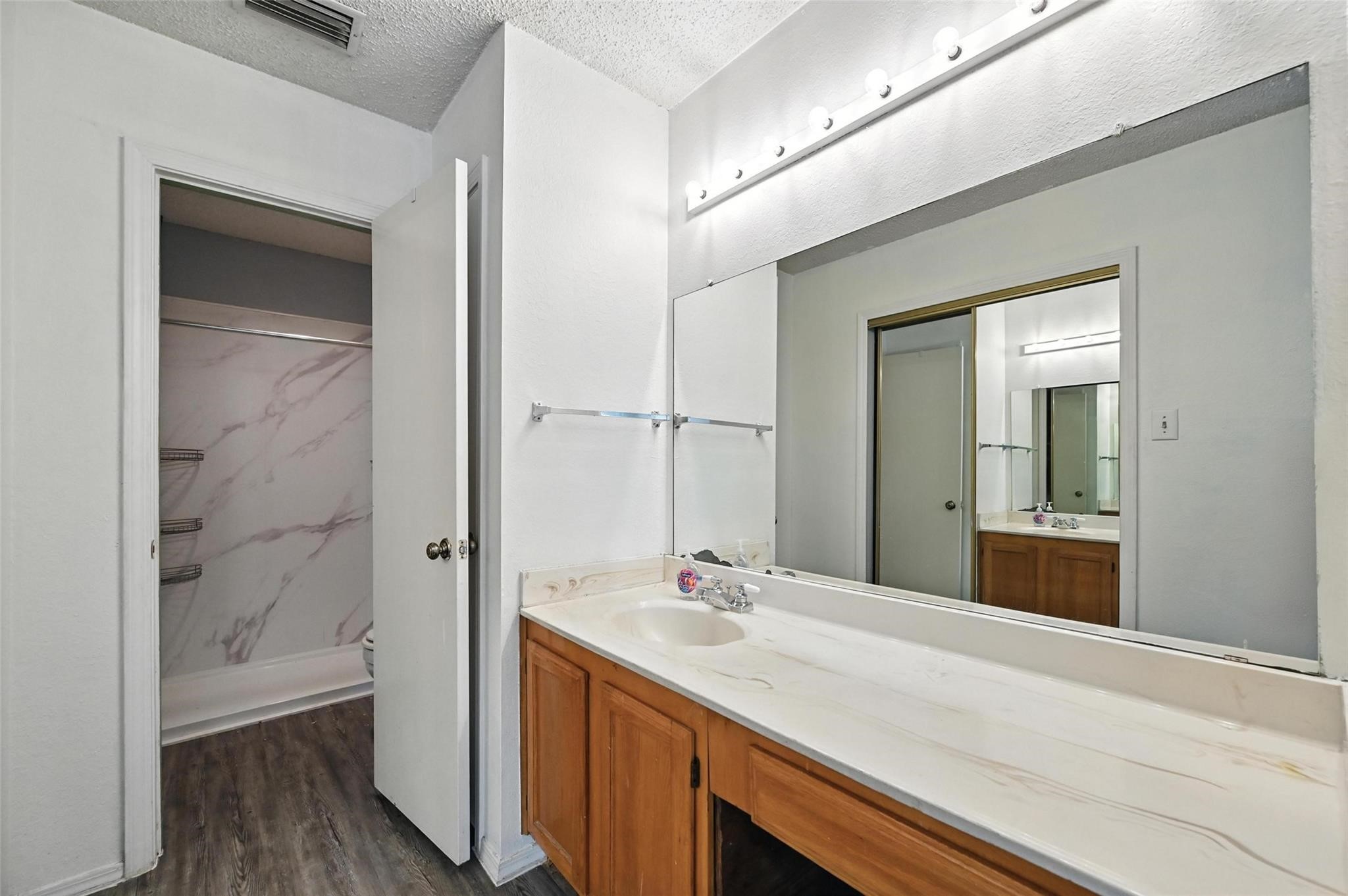 2108 Chatham Square Court