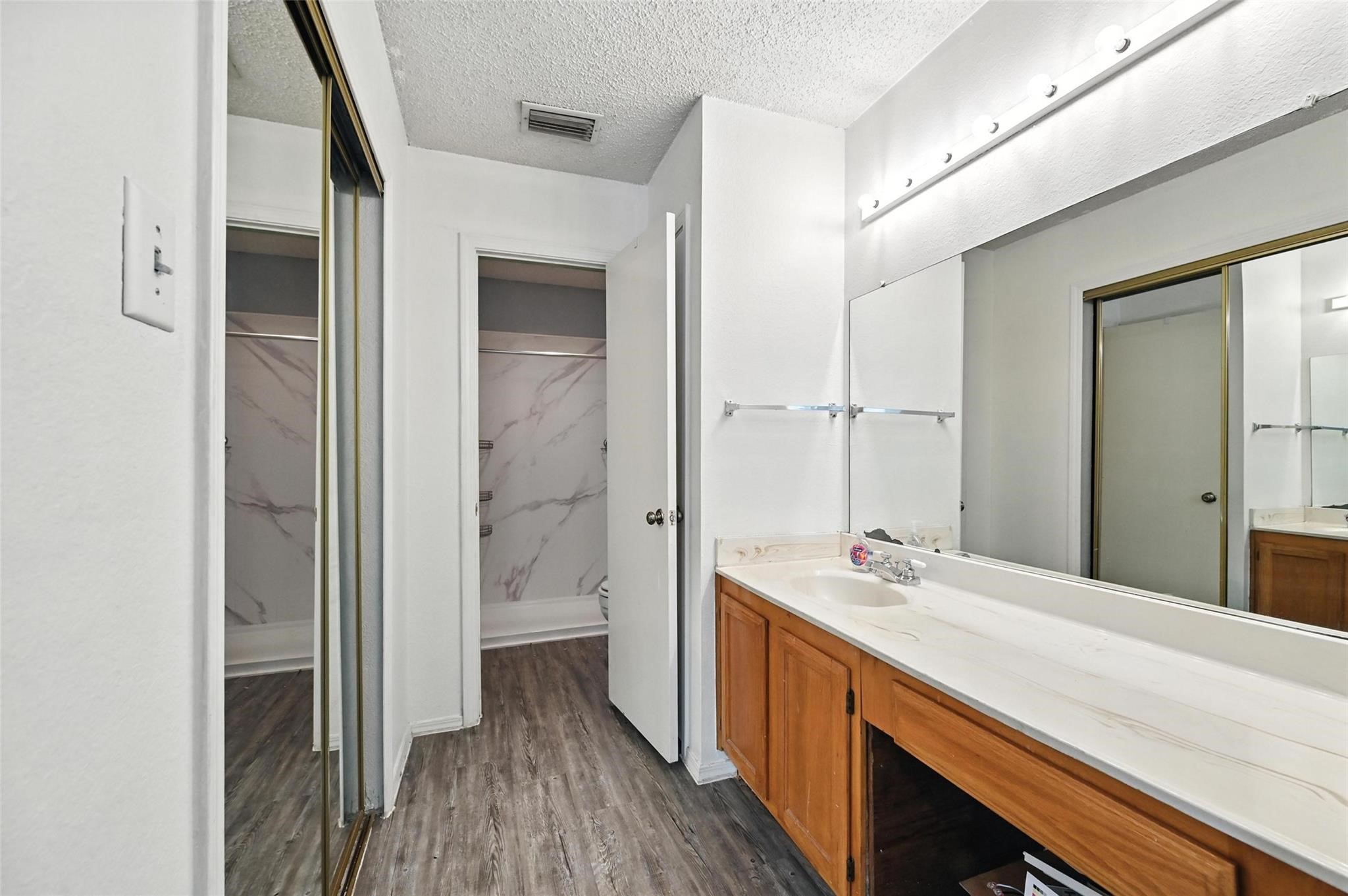 2108 Chatham Square Court