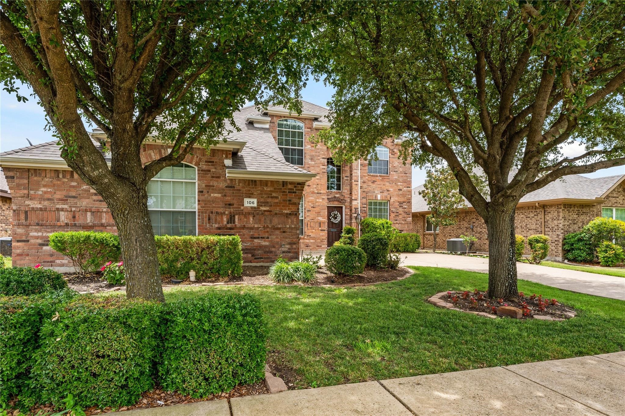106 Foxwood Lane