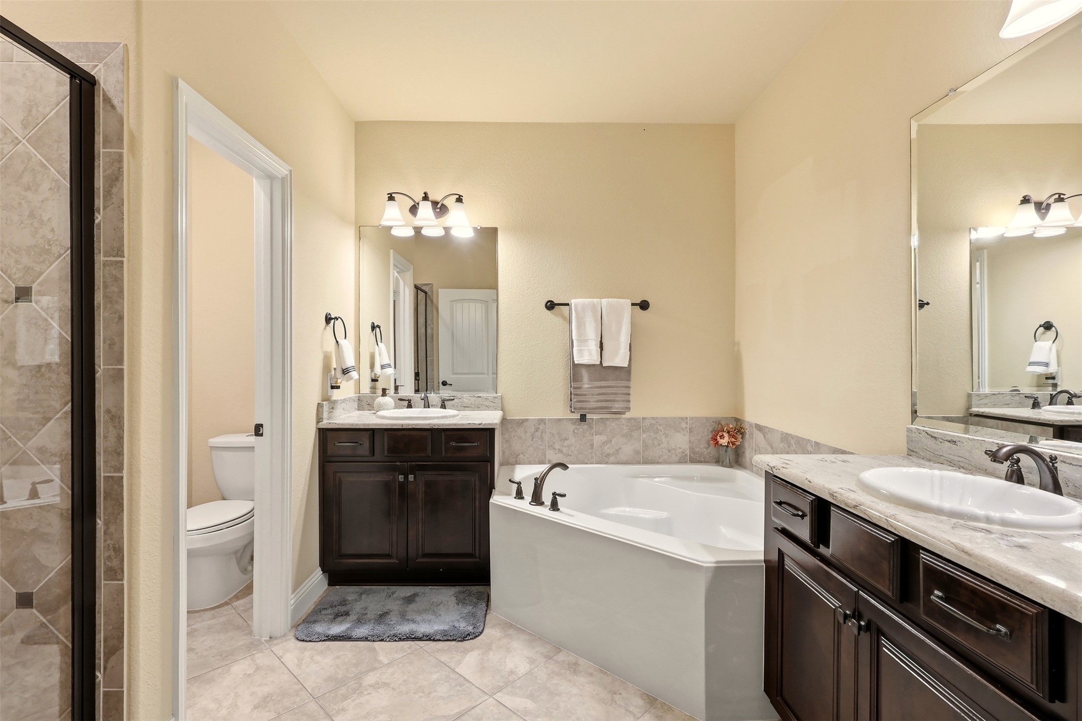 917 Navasota Trail