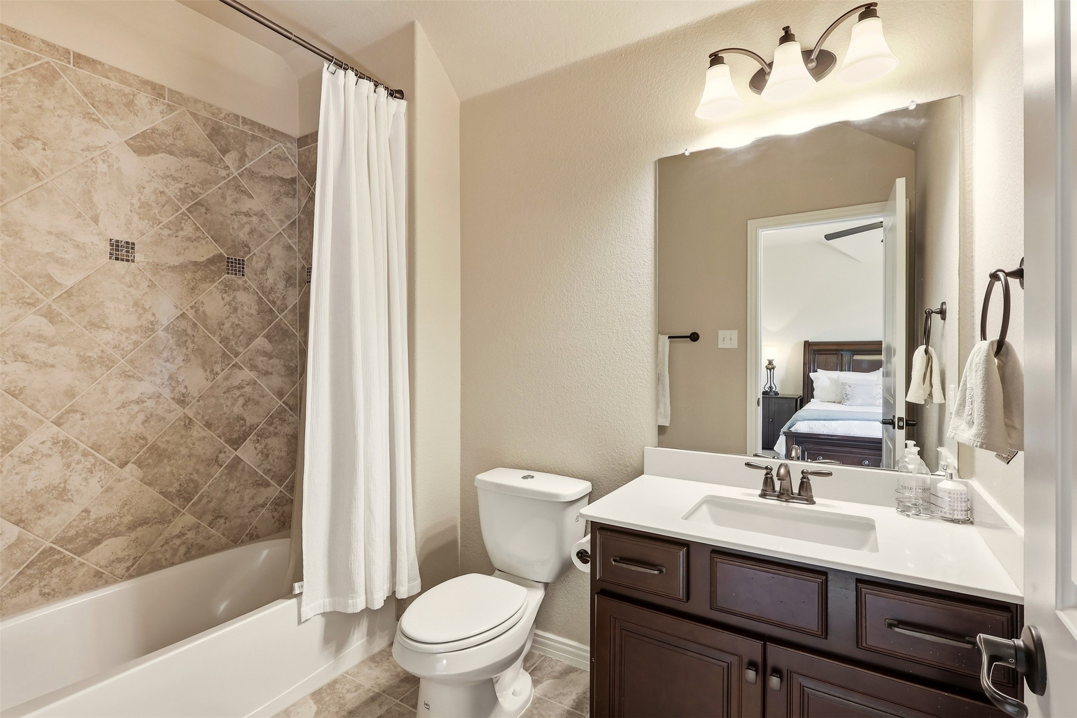 917 Navasota Trail