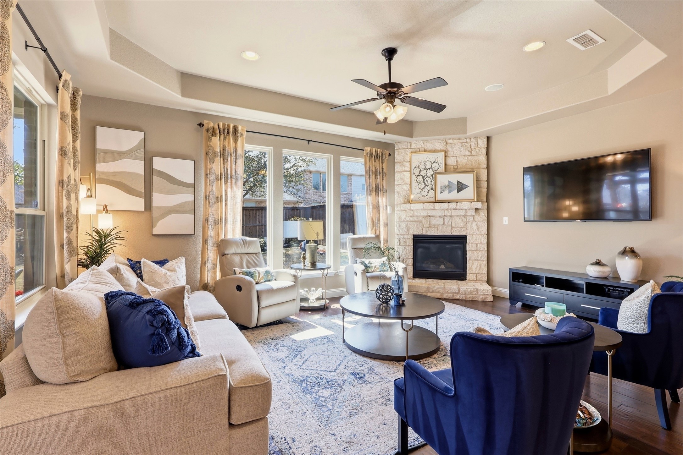 917 Navasota Trail