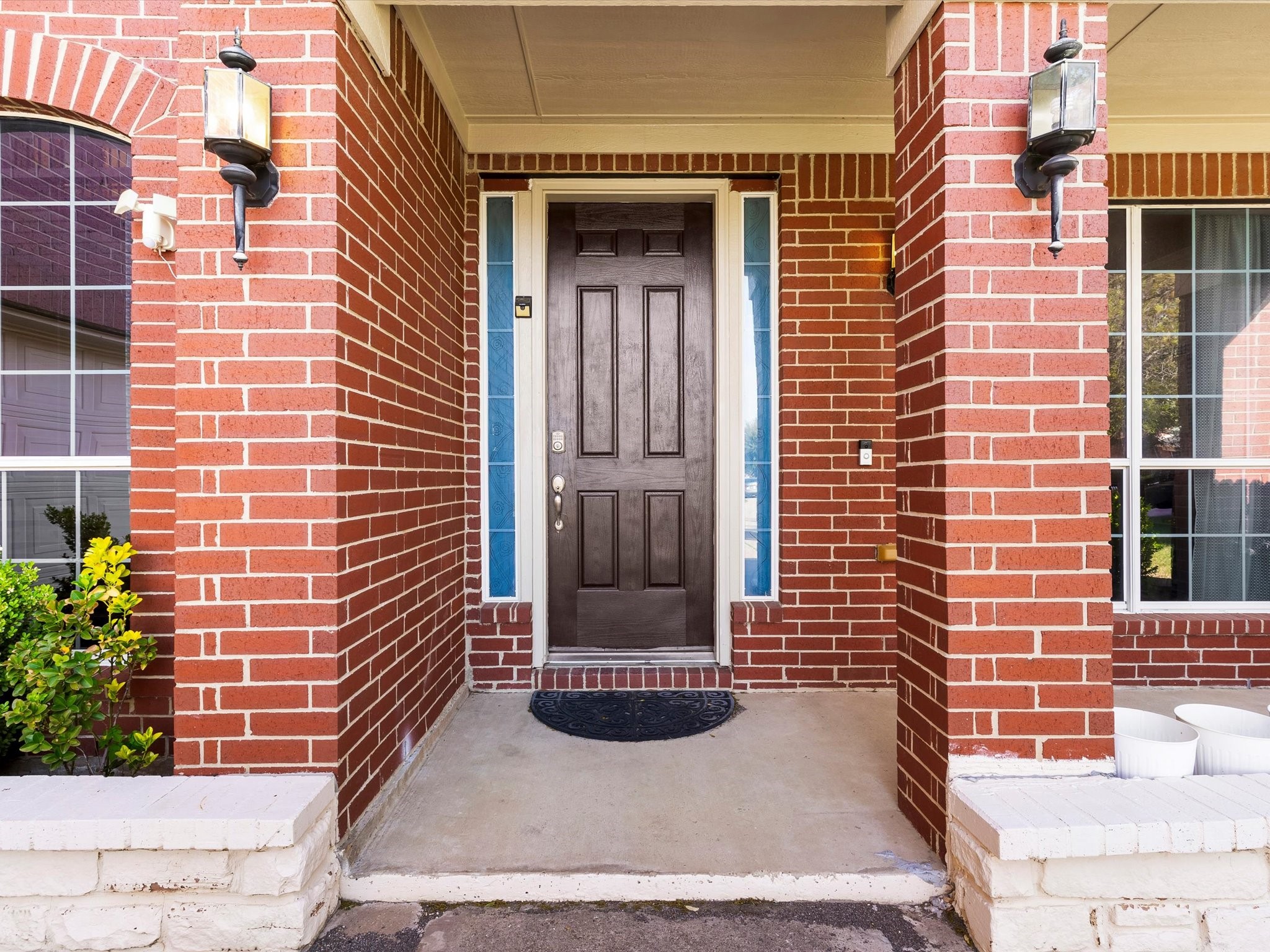 5556 Nacogdoches Trail