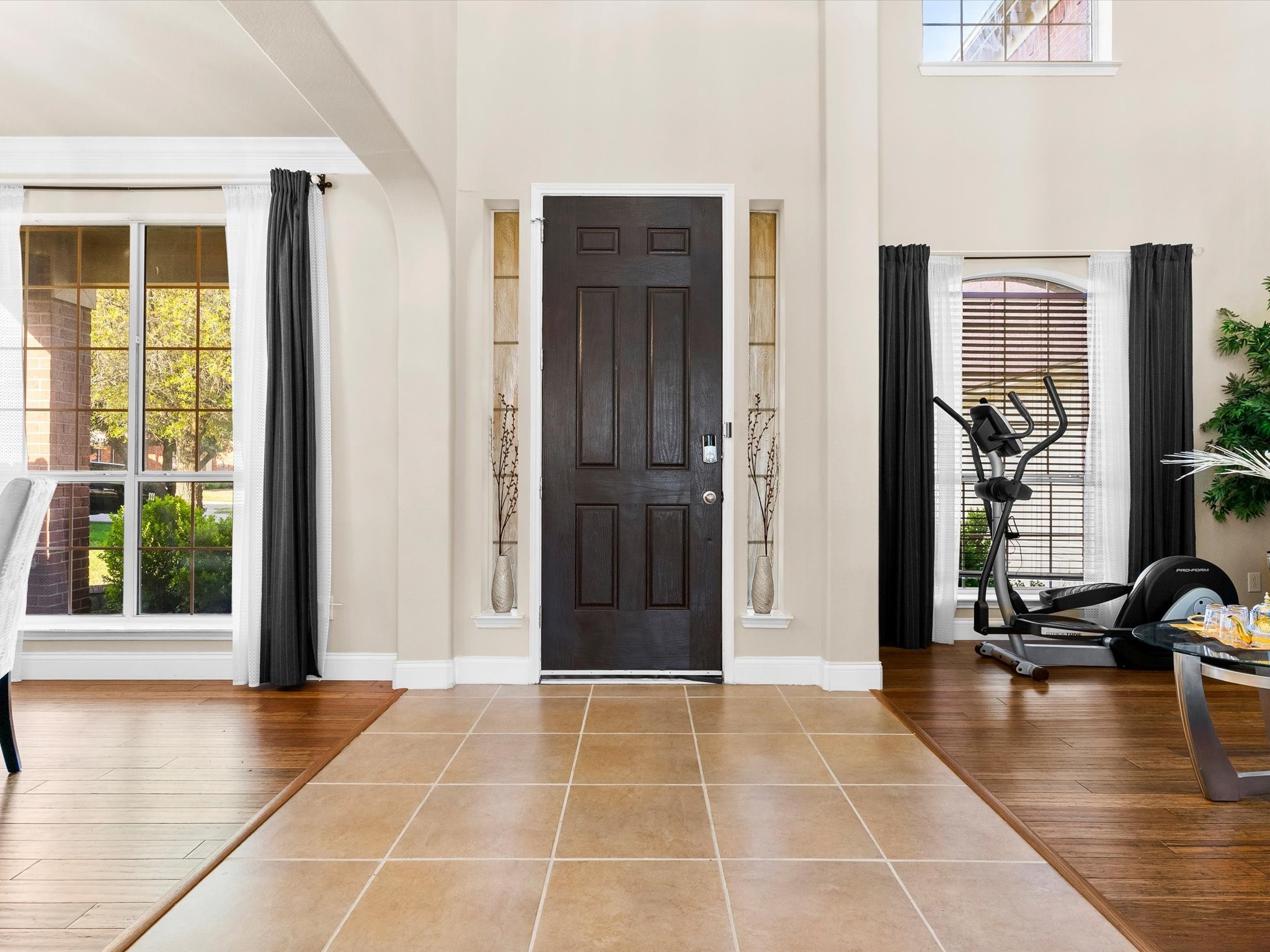 5556 Nacogdoches Trail