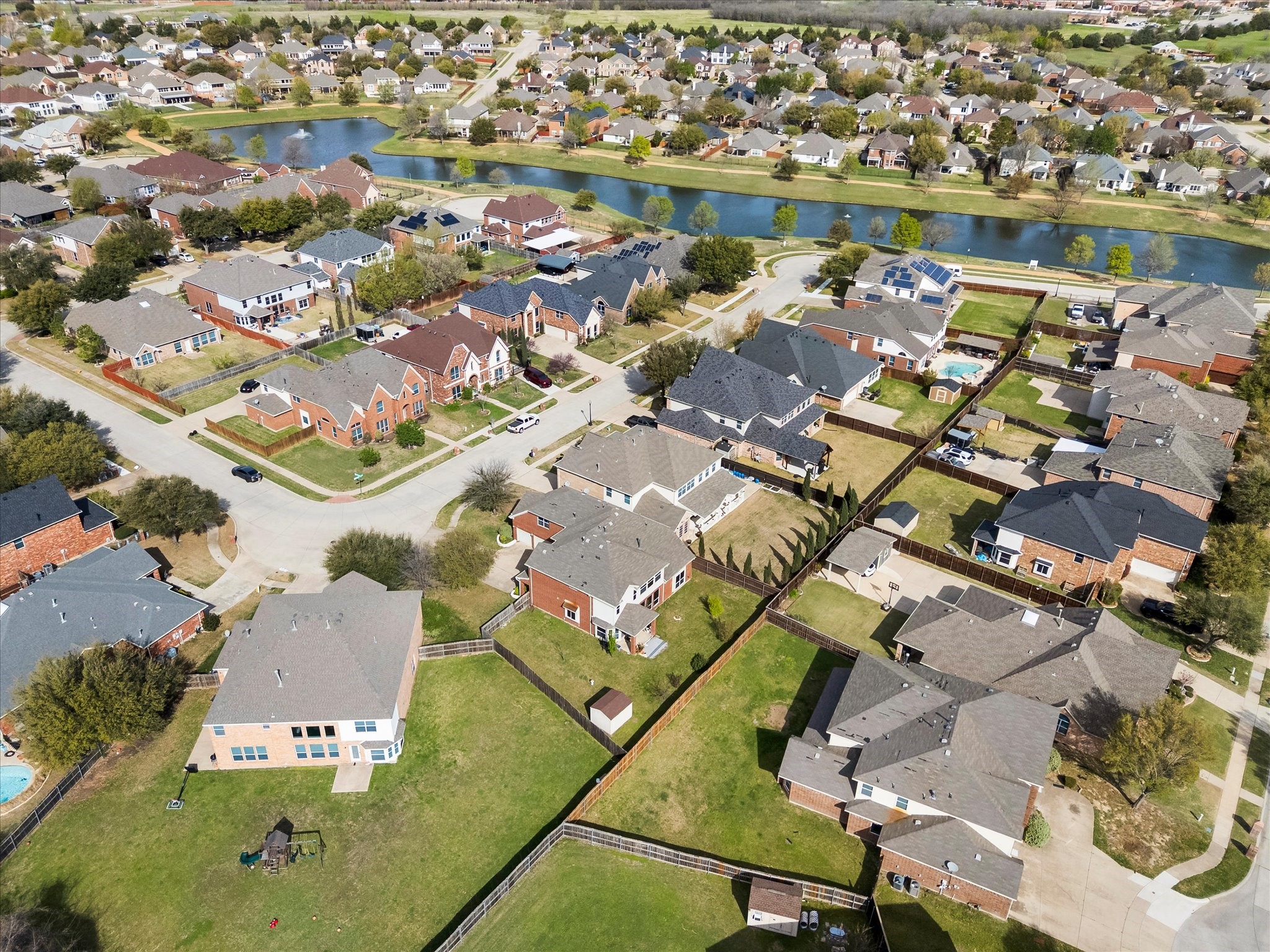 5556 Nacogdoches Trail