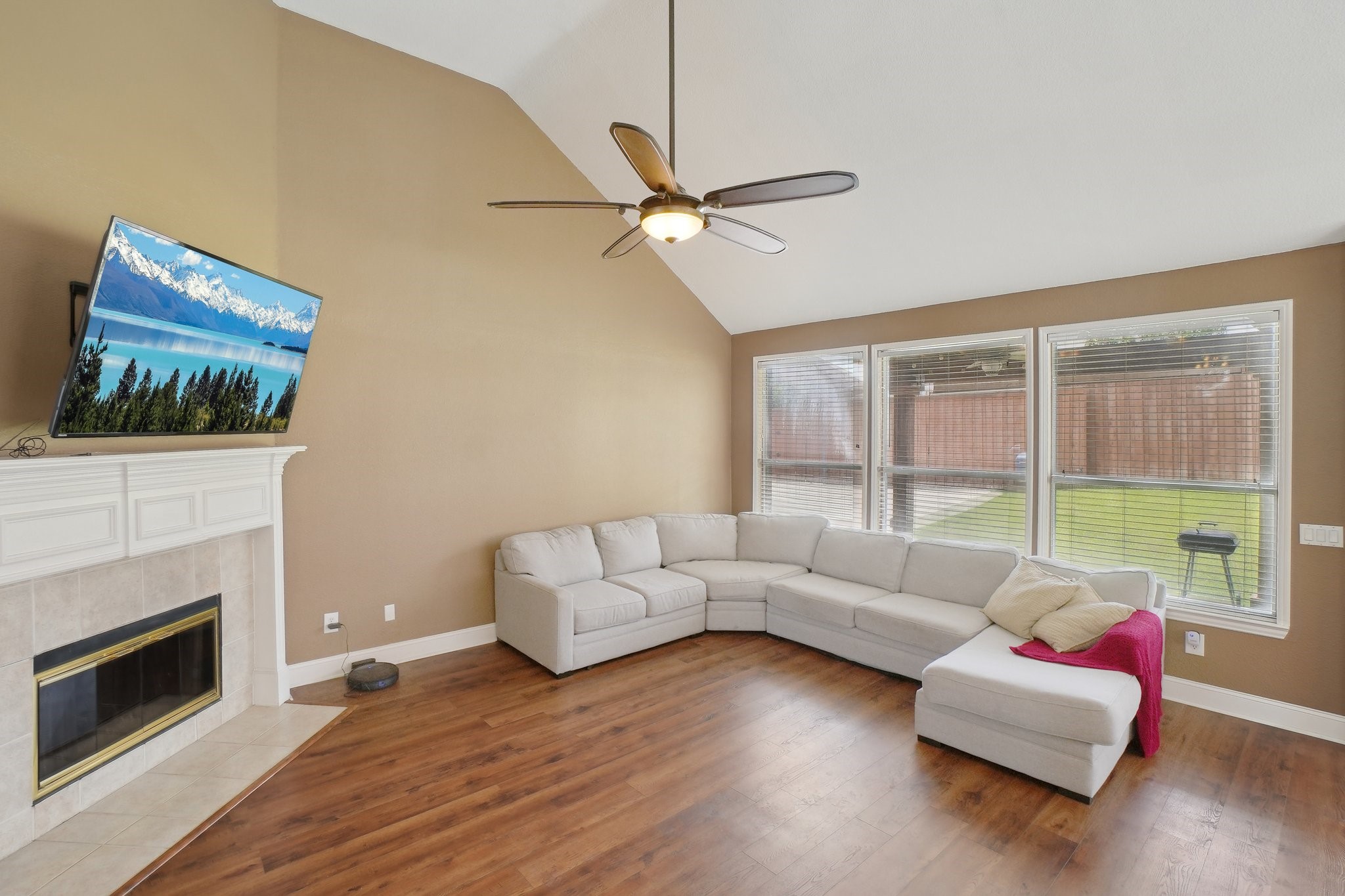 2728 Vista Bluff Boulevard