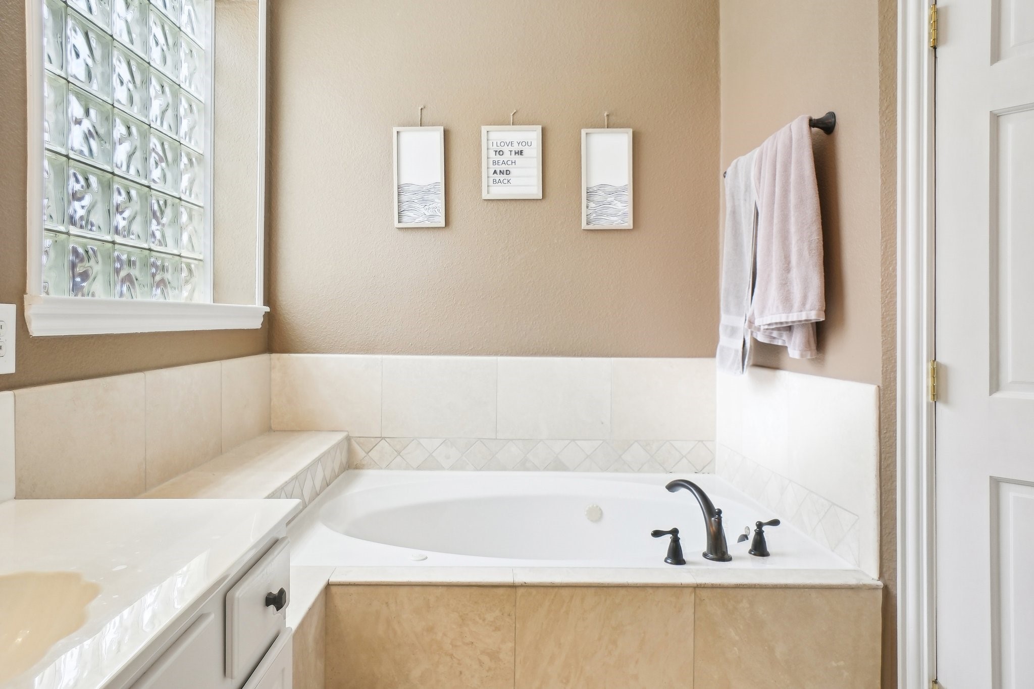 2728 Vista Bluff Boulevard