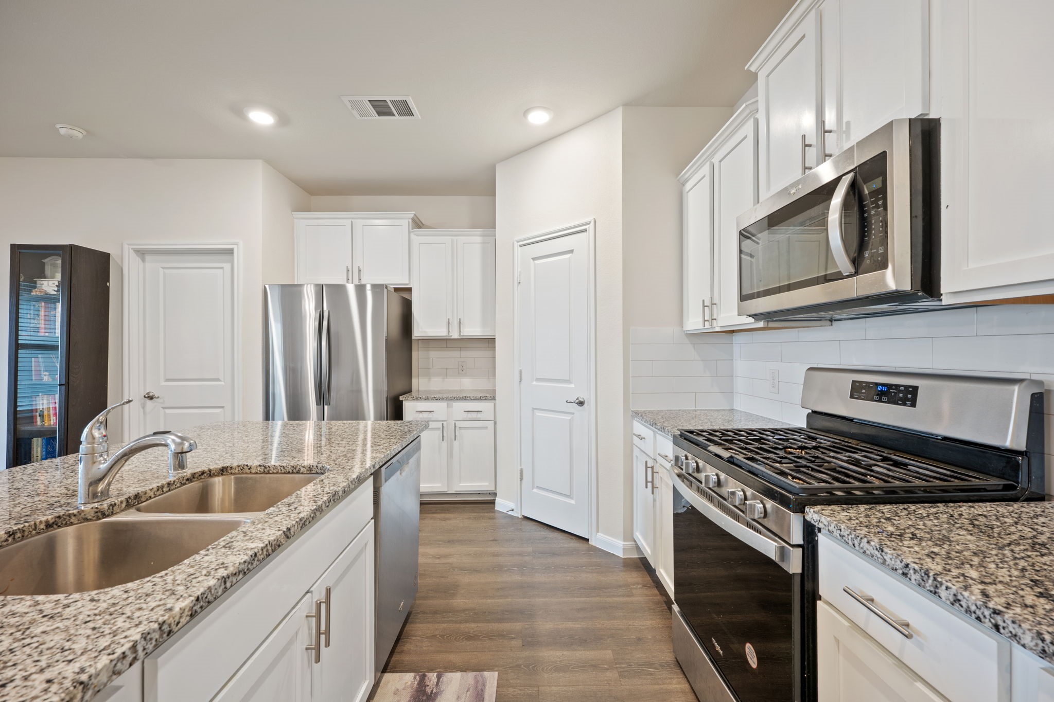 514 Smokey Trail