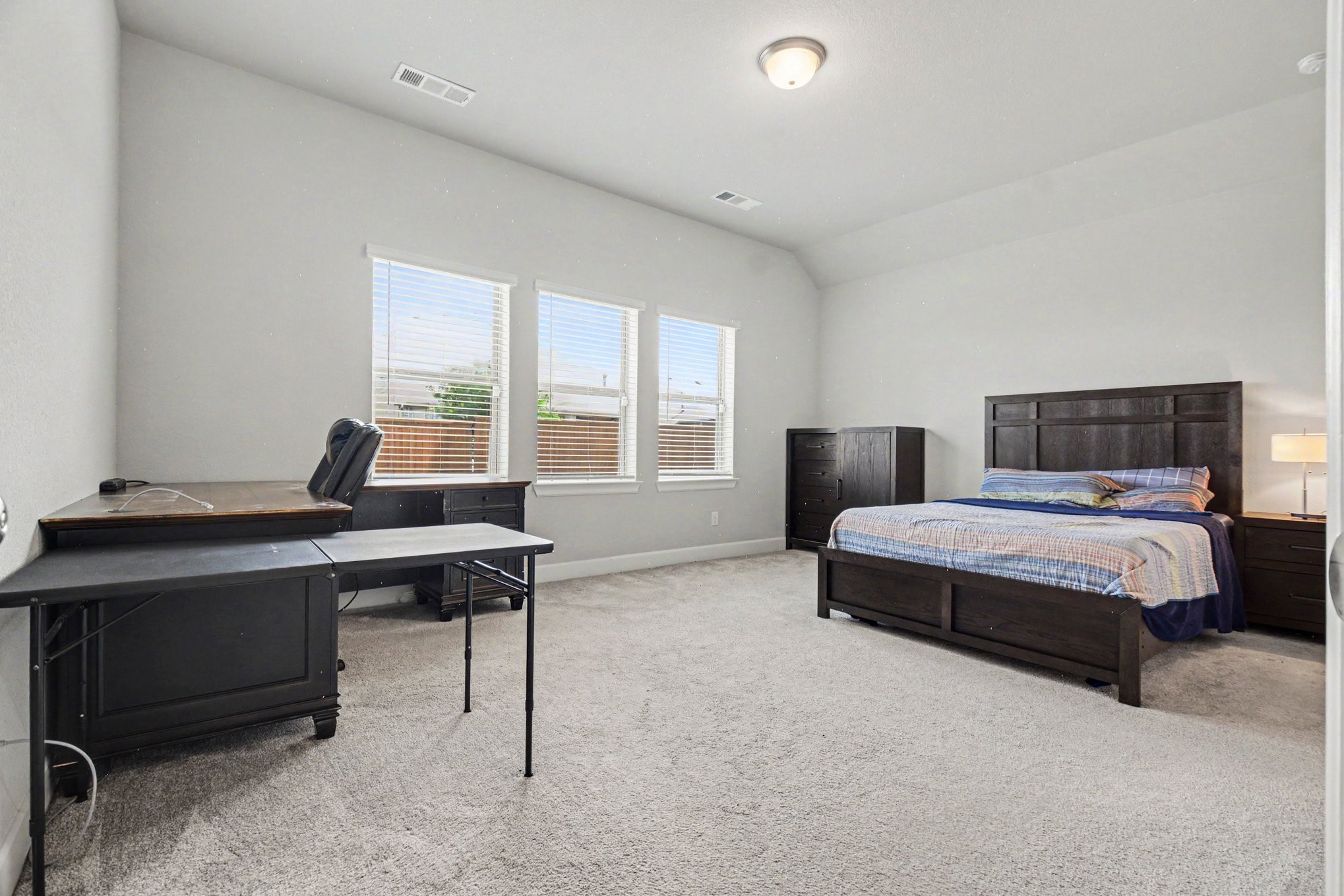 1425 Eclipse Road