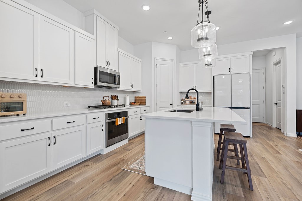 6435 Baritone Court