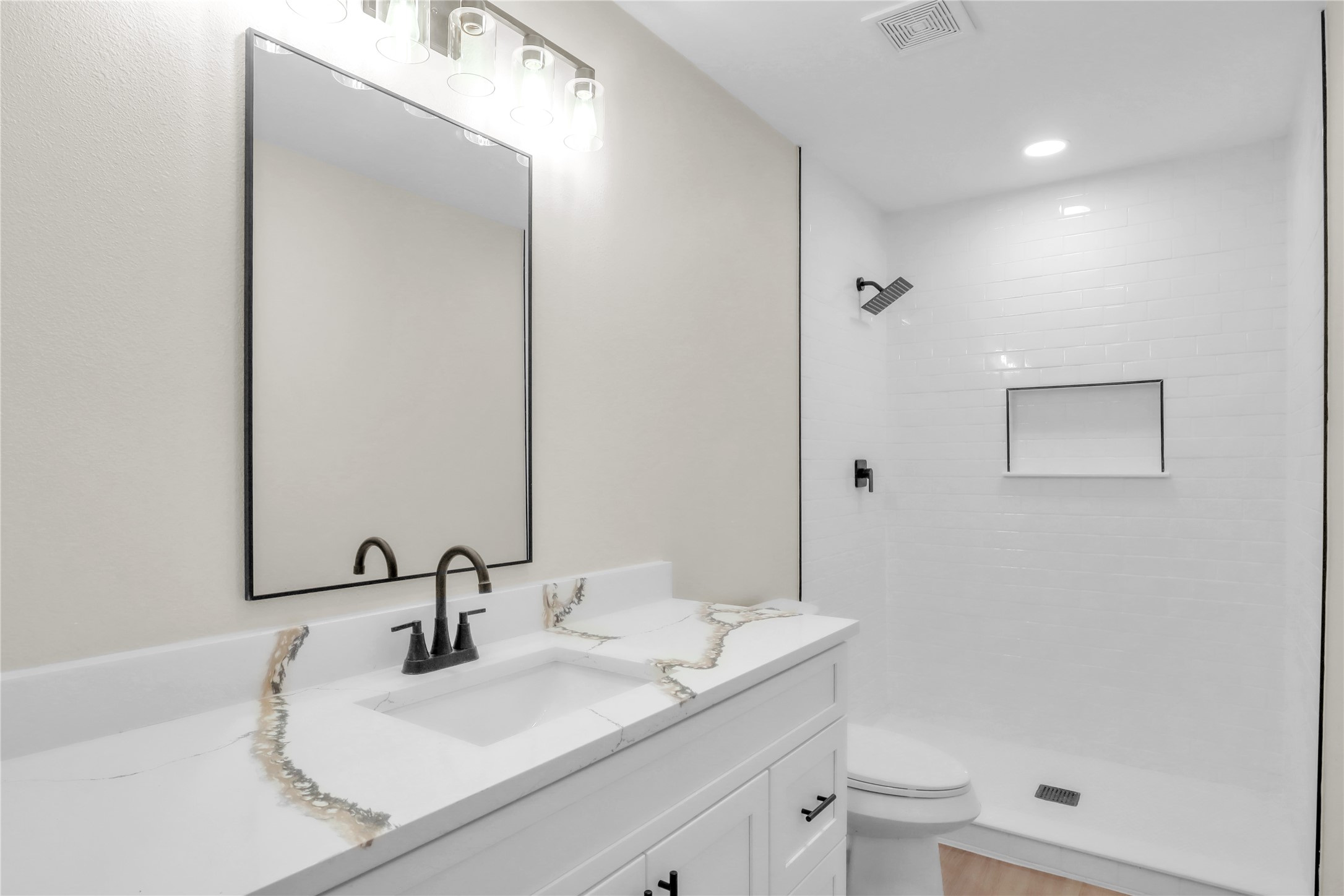 600 Flintridge Court