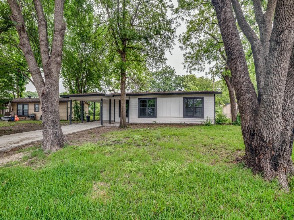 616 Leyenda Drive