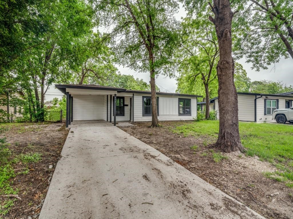 616 Leyenda Drive
