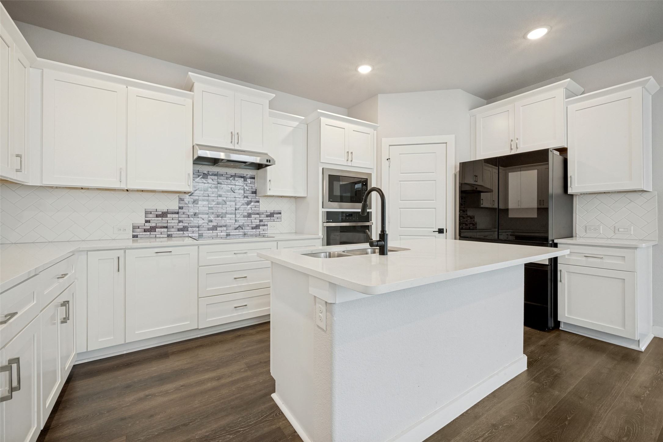 1234 Stagecoach Trail