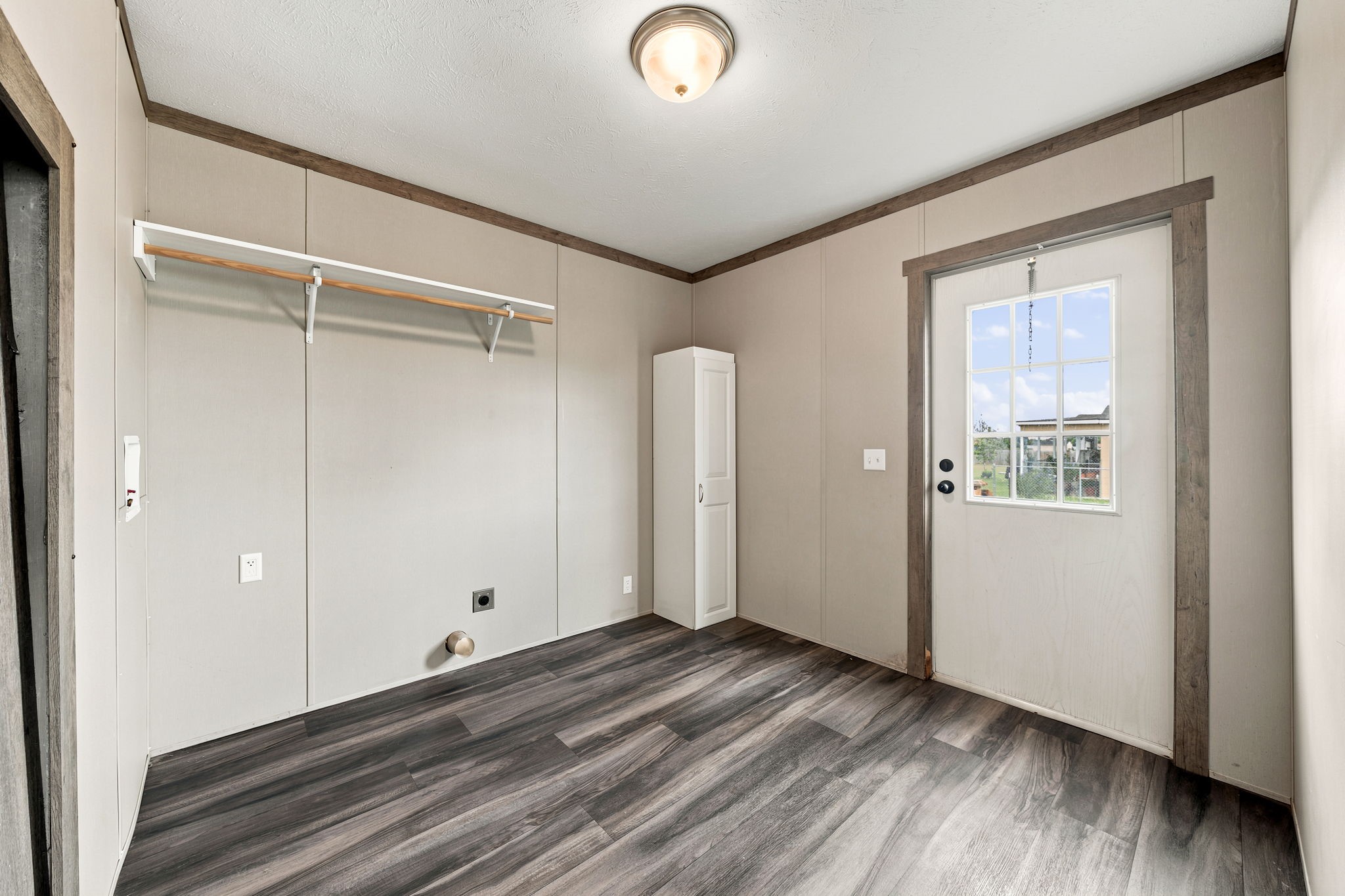 2819 Grays Prairie Lane