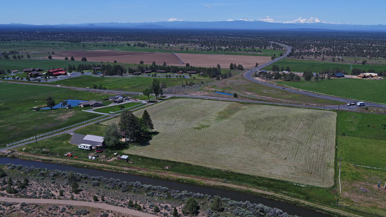 17435 Hahlen Avenue W