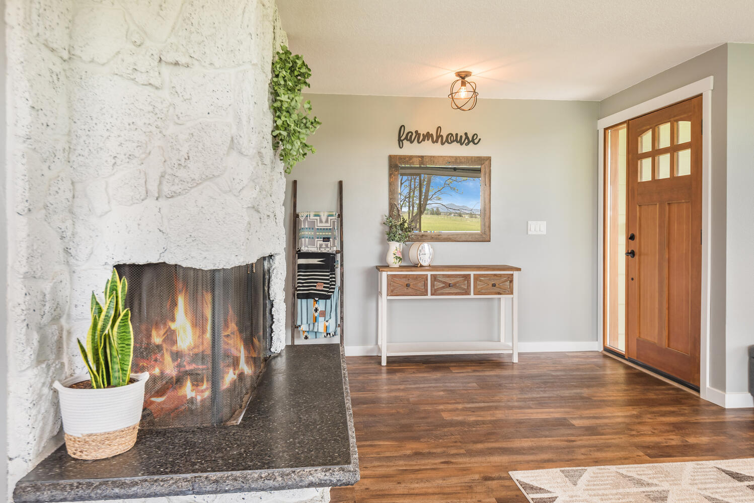 17435 Hahlen Avenue W