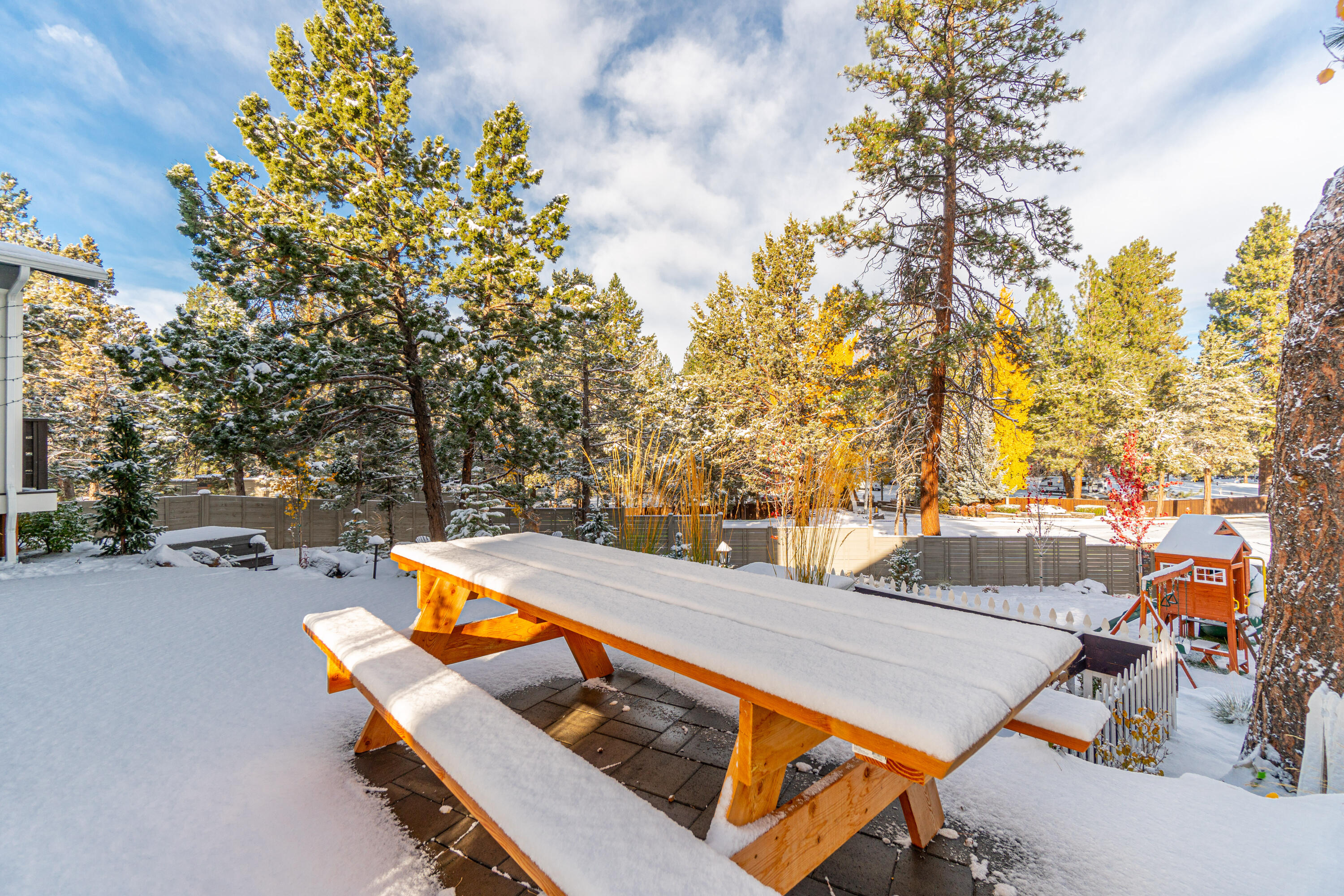 61031 SE Crane Peak Court