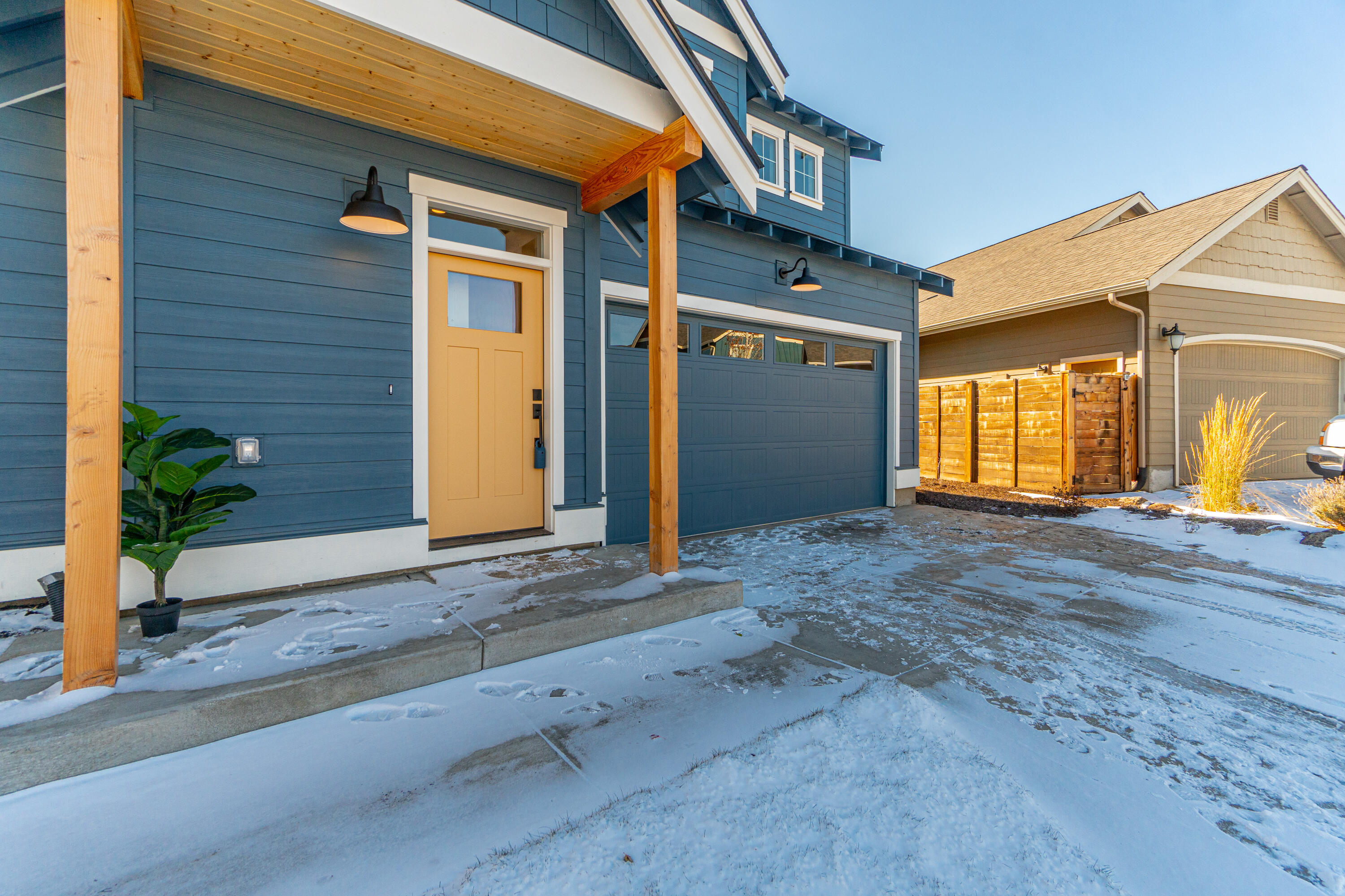 2316 NE Halston Court