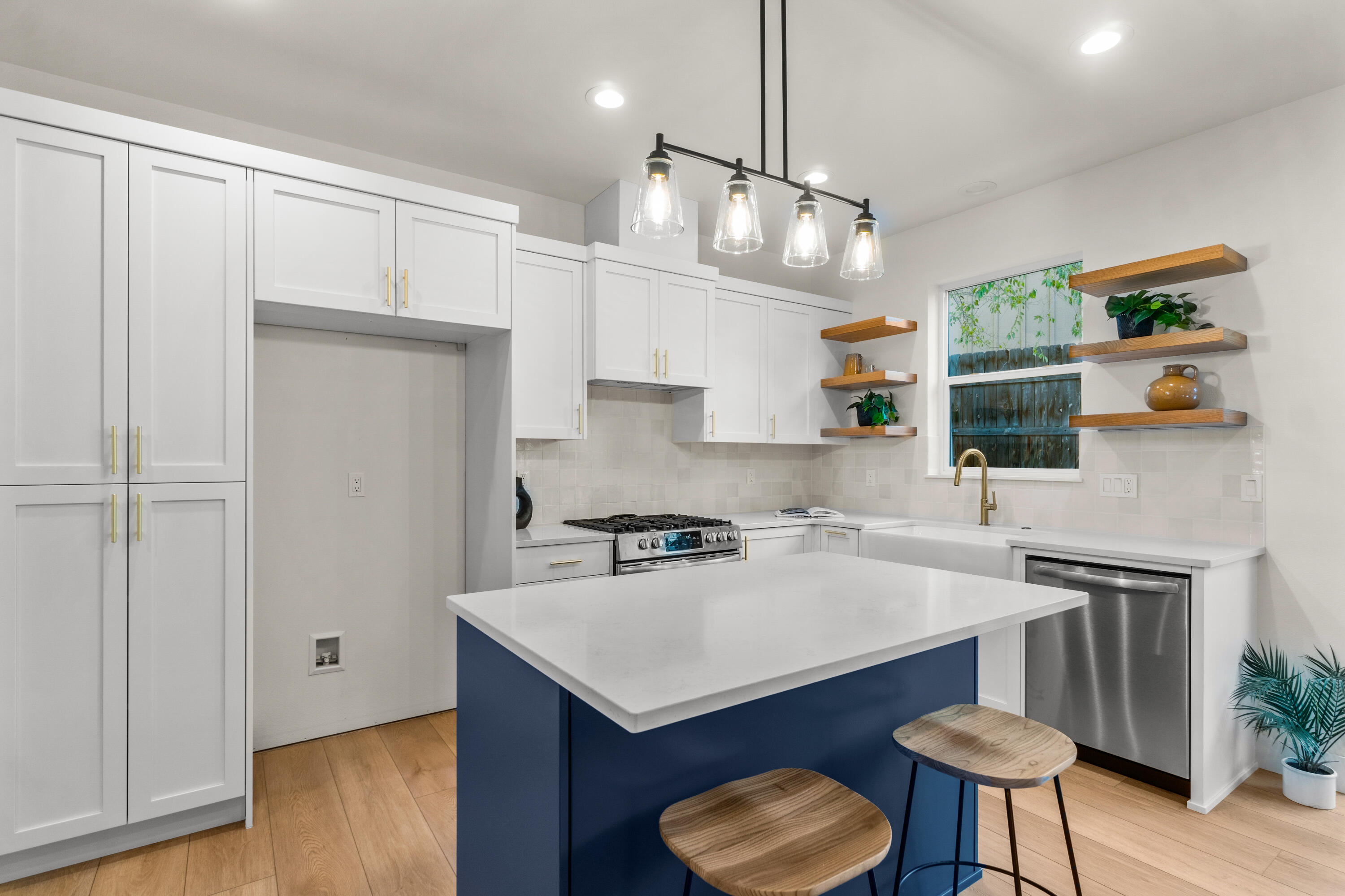 2316 NE Halston Court