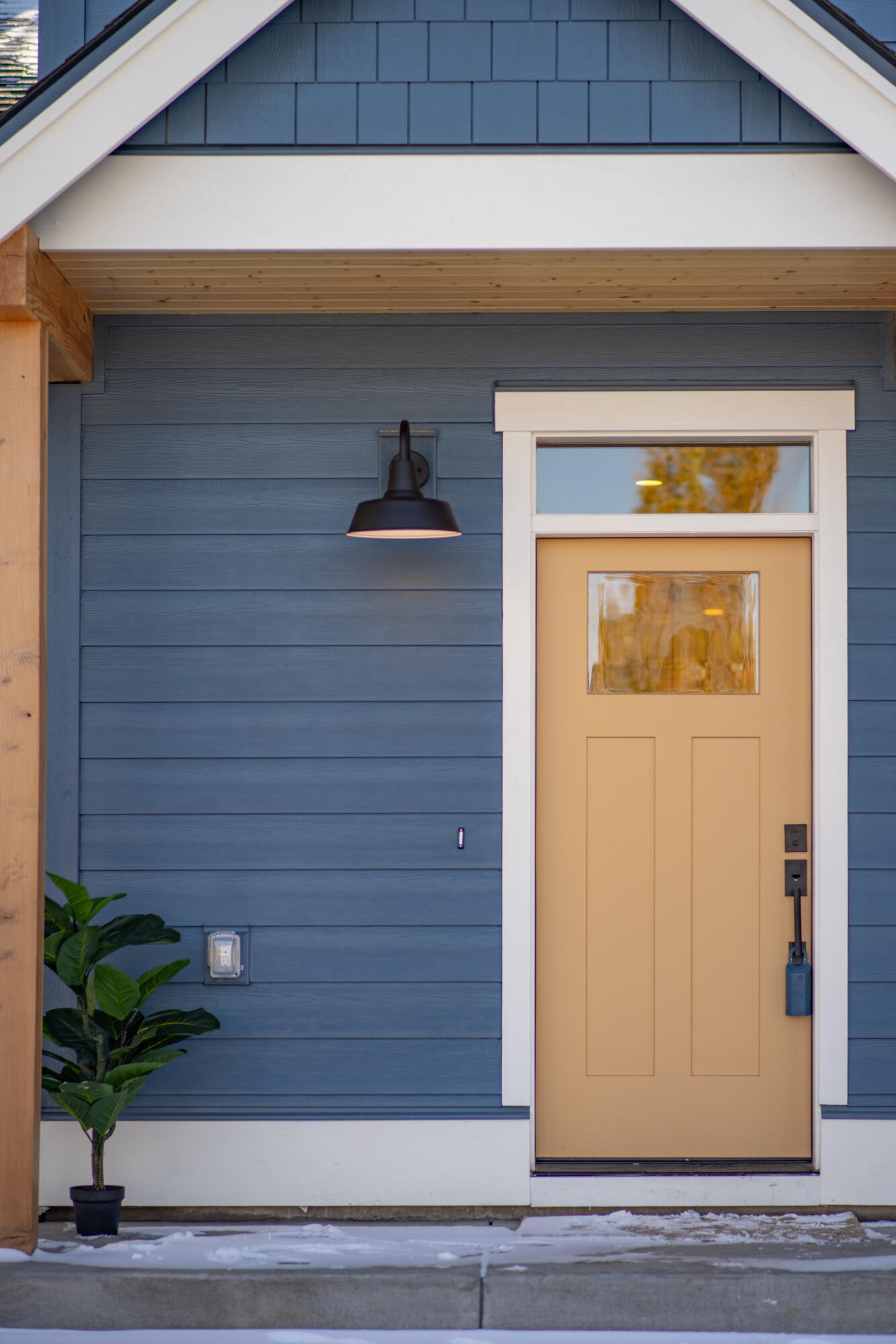 2316 NE Halston Court