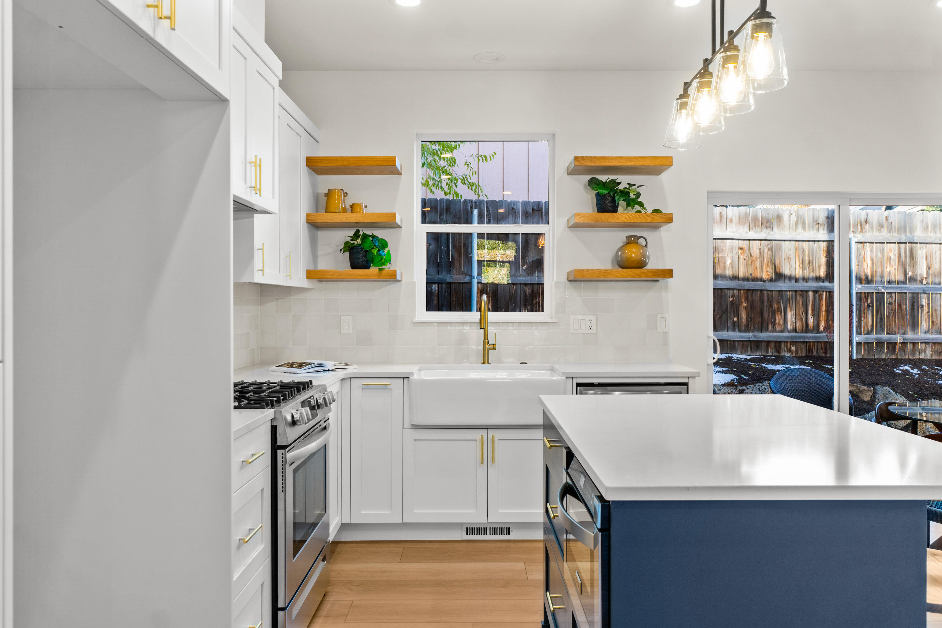 2316 NE Halston Court