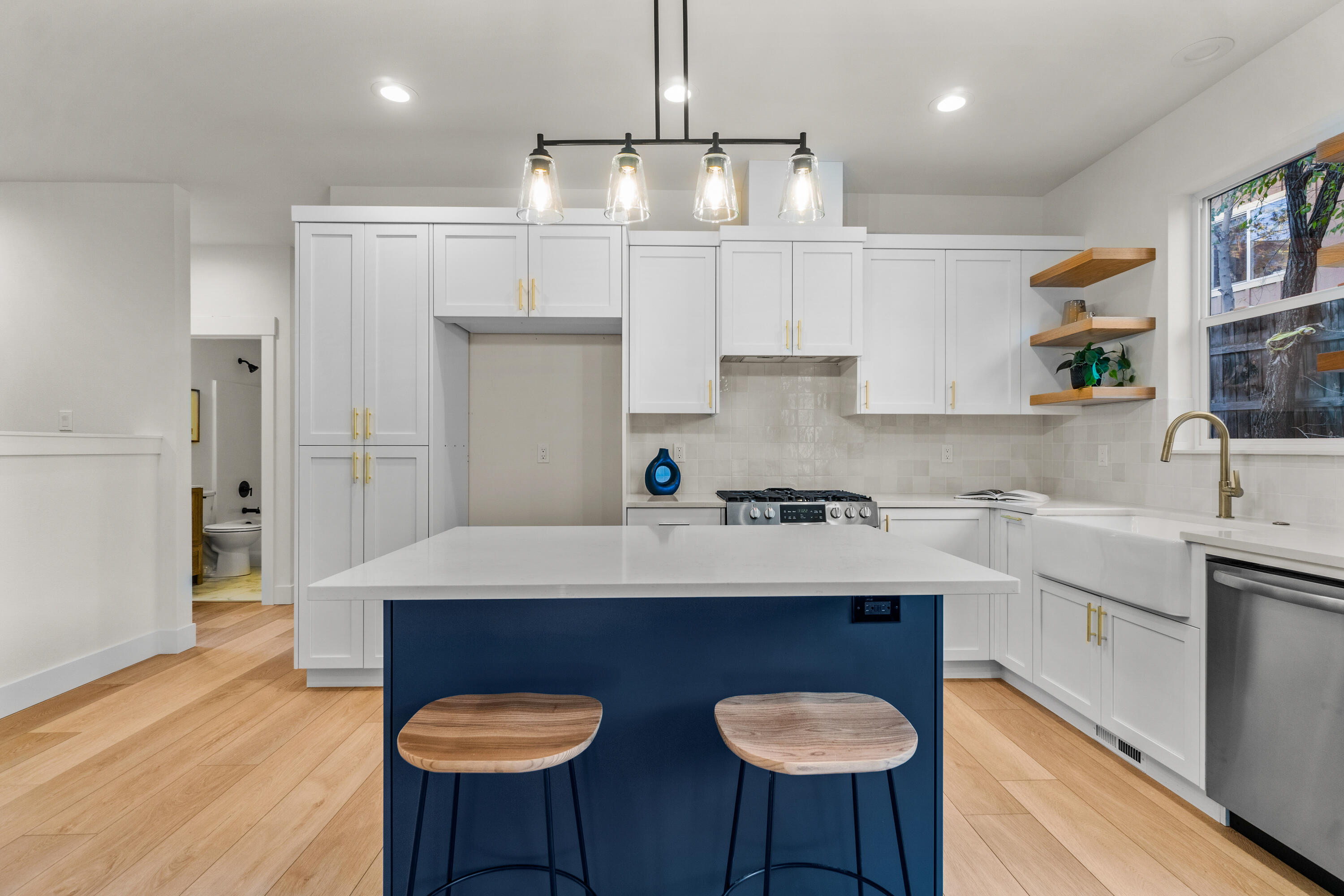 2316 NE Halston Court