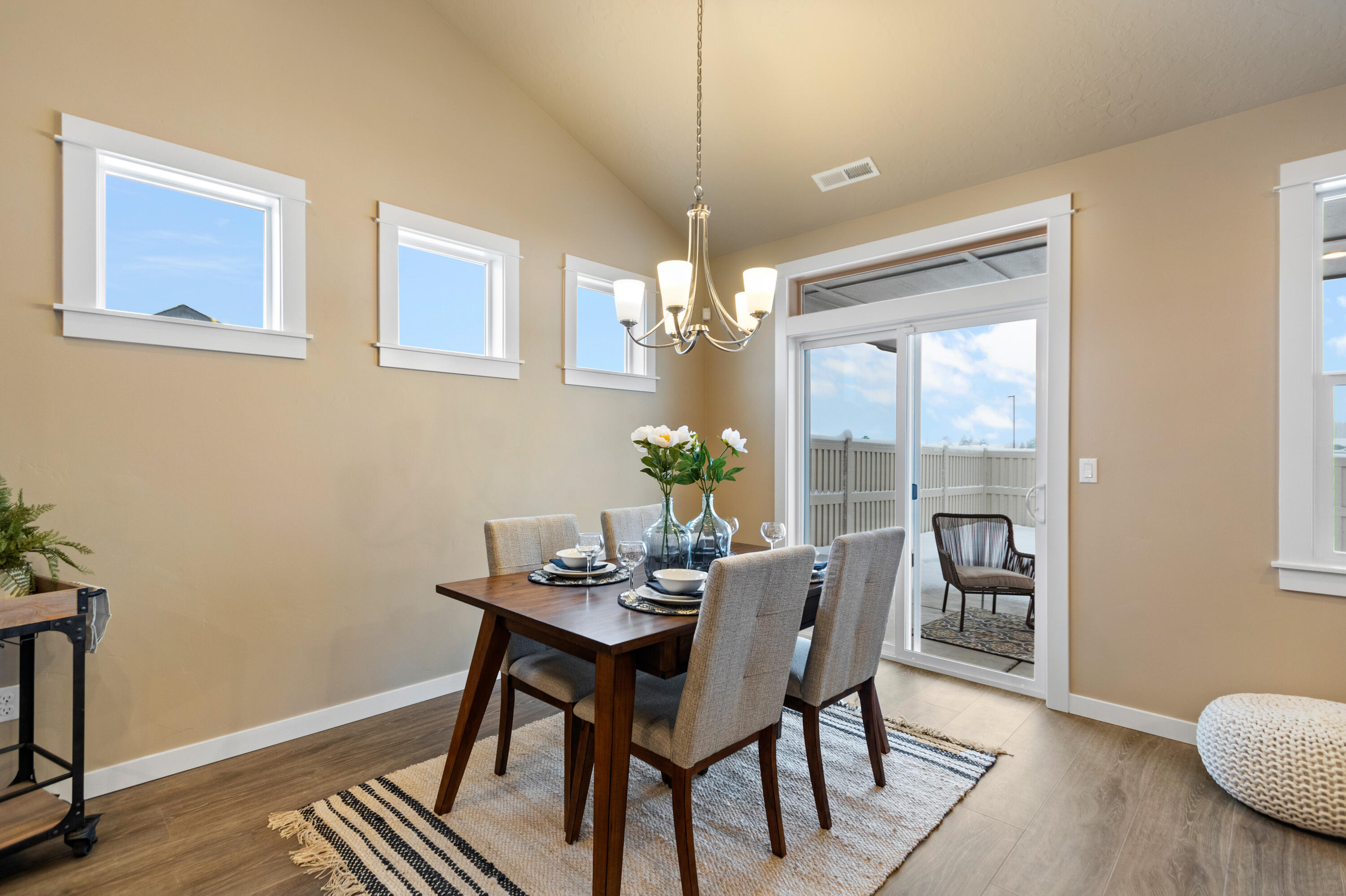 1815 W Williamson Avenue