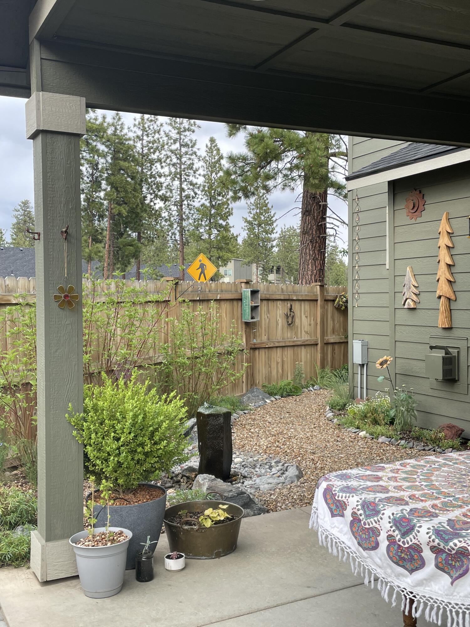 743 N Roundhouse Court