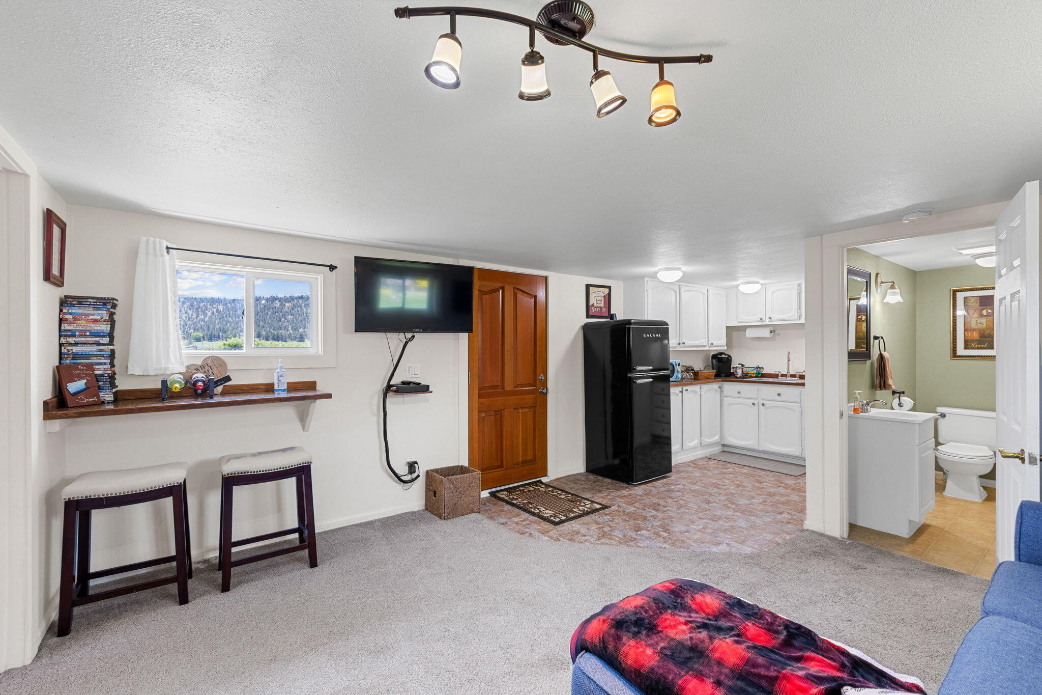 2797 SE Paulina Highway