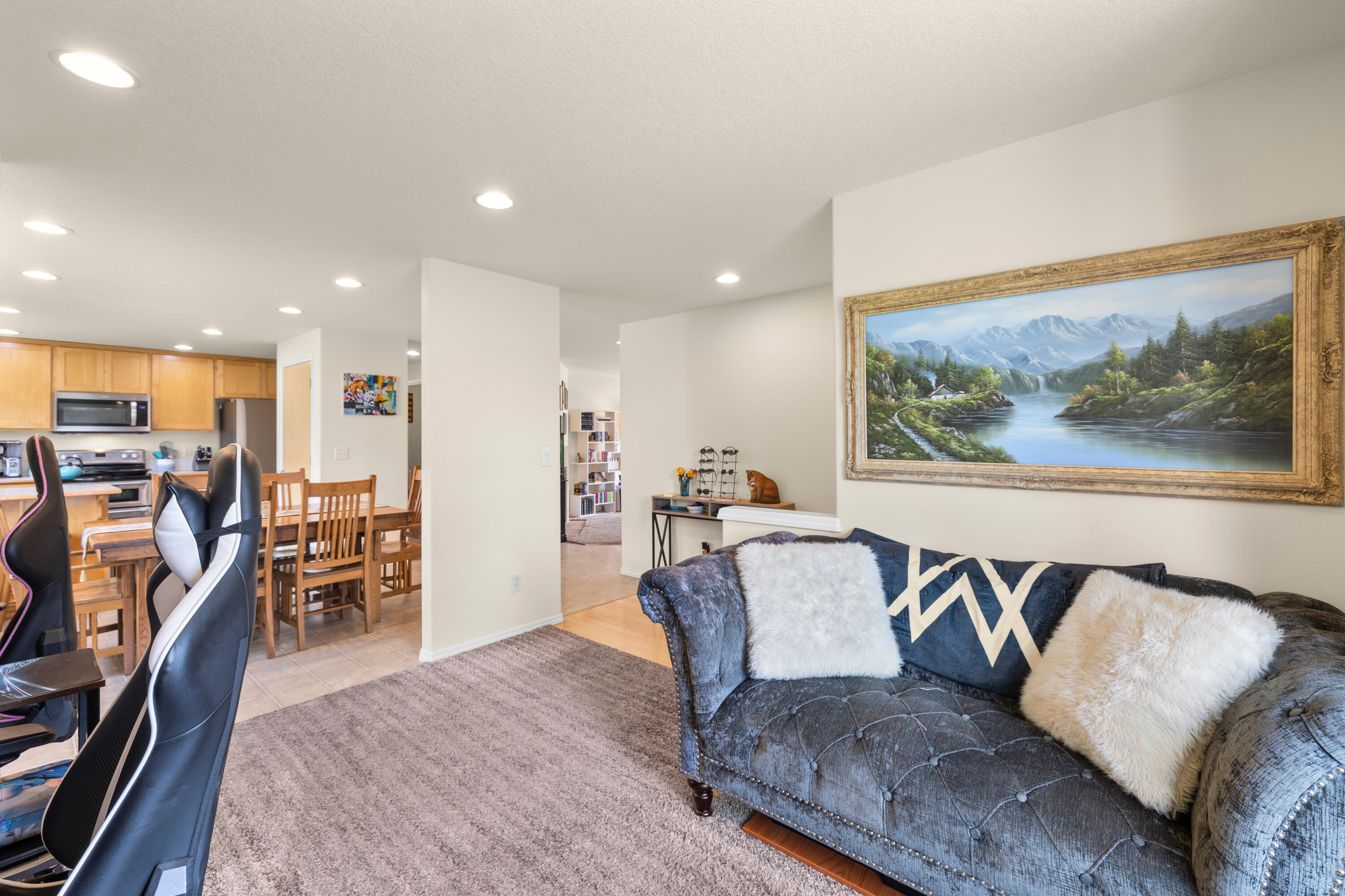 900 NW Spruce Tree Place