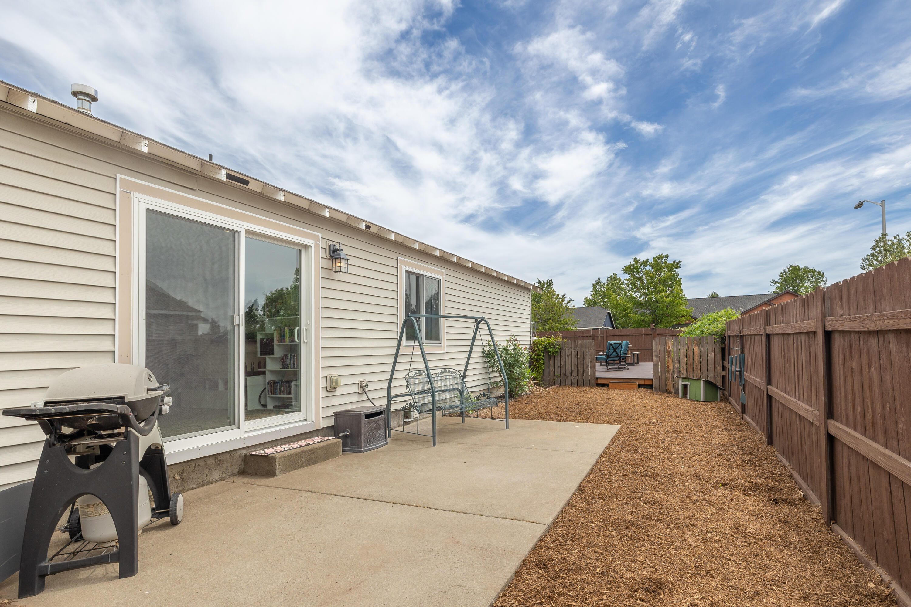 900 NW Spruce Tree Place