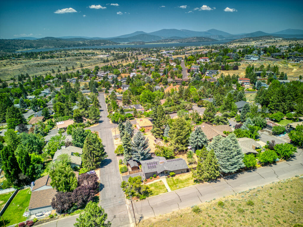 2020 Fairmount Street