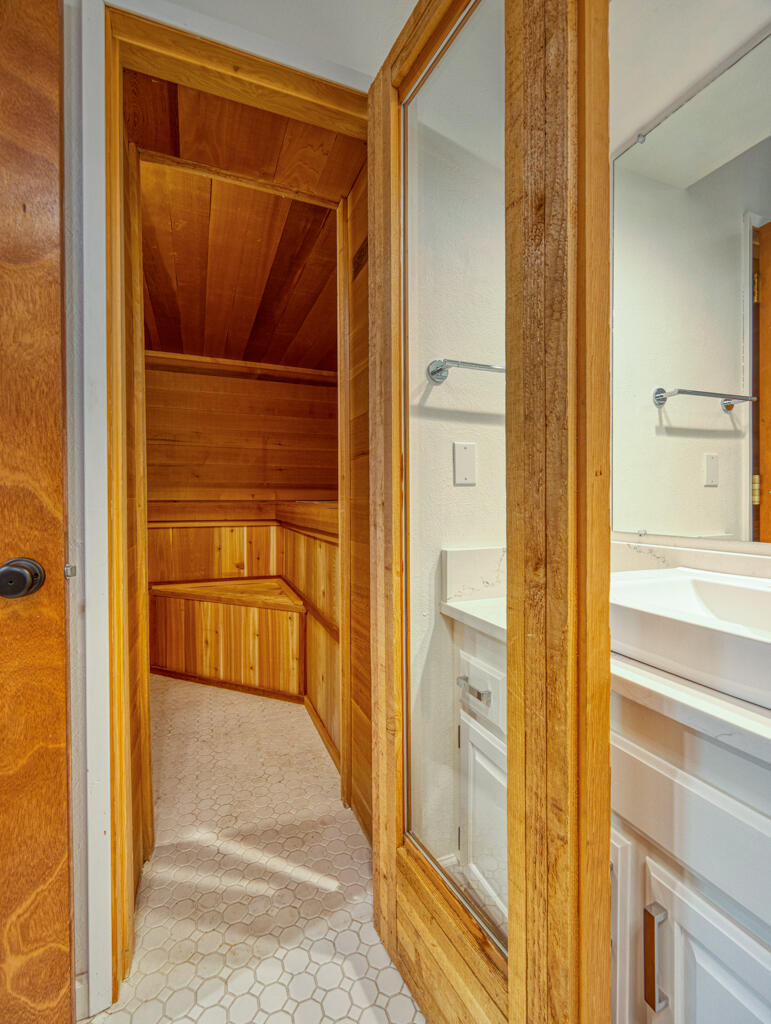 2020 Fairmount Street