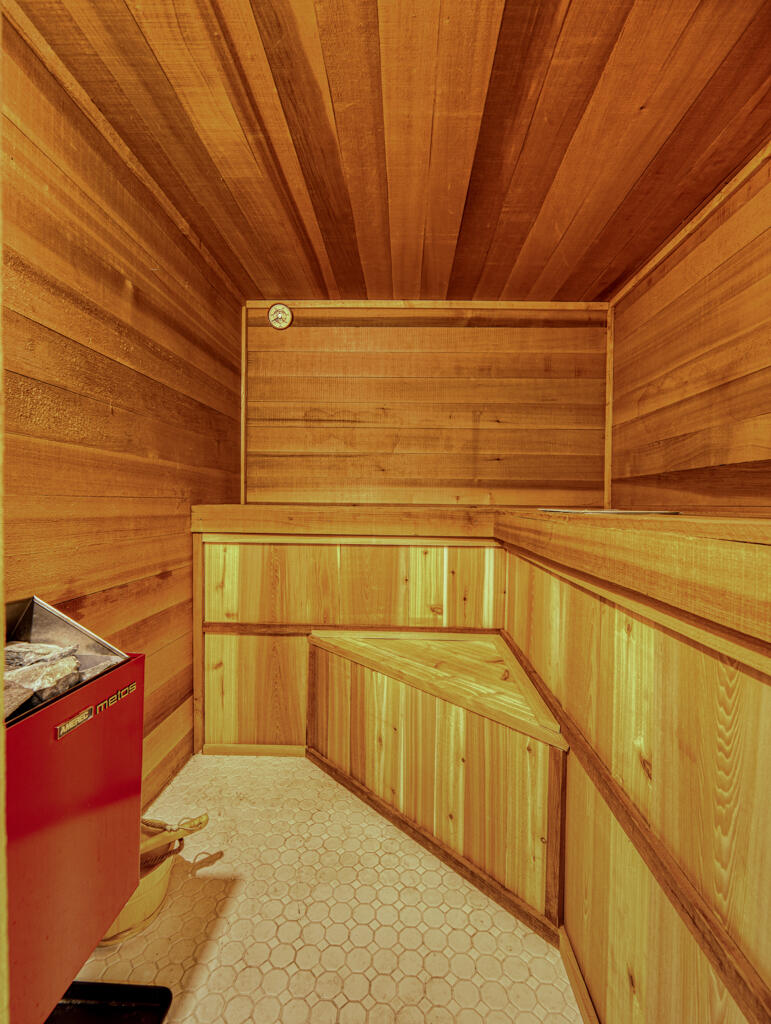 2020 Fairmount Street