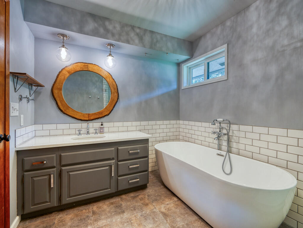 2020 Fairmount Street