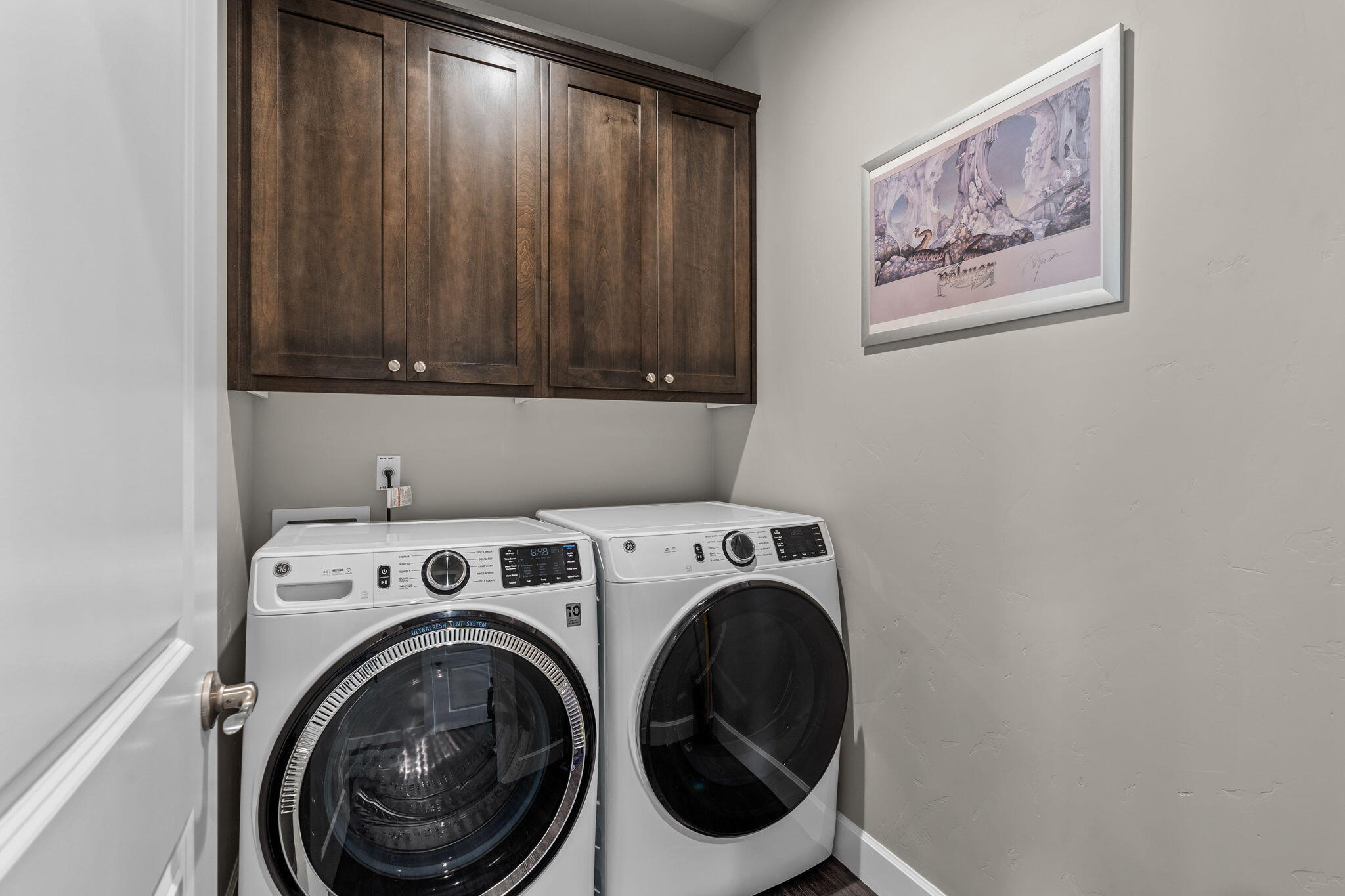 2580 NW Glen Oak Avenue