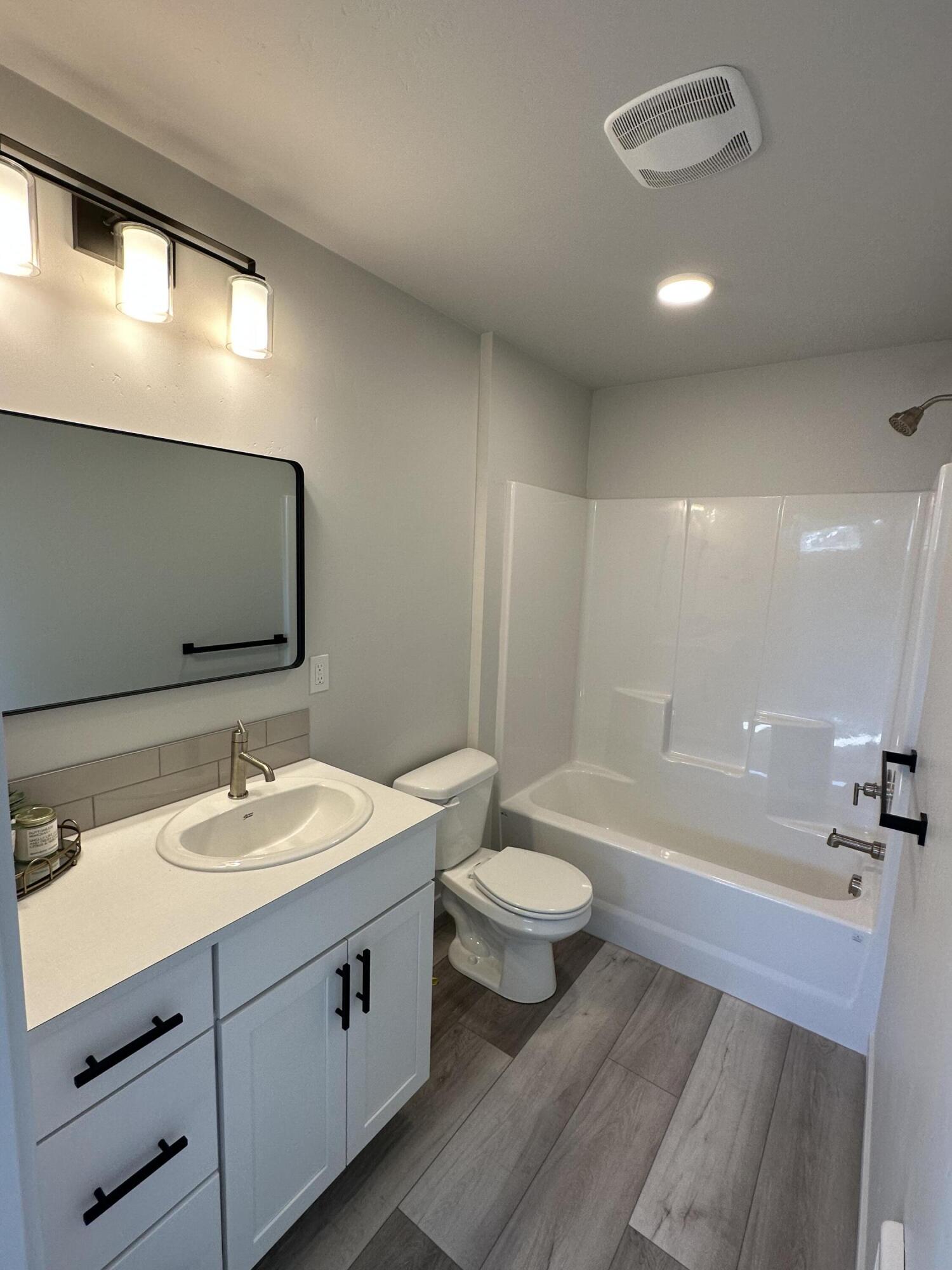 61647 Daly Estates Drive Unit: 14