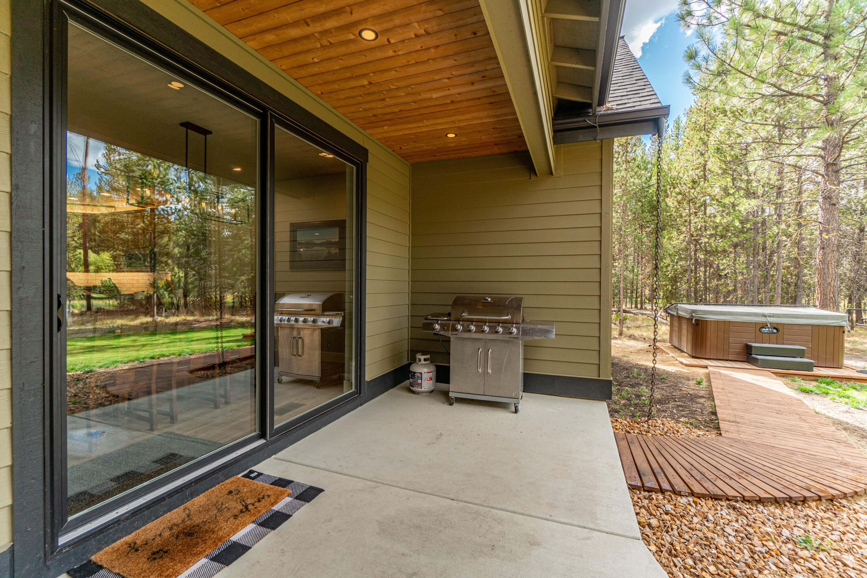 17110 Crane Drive