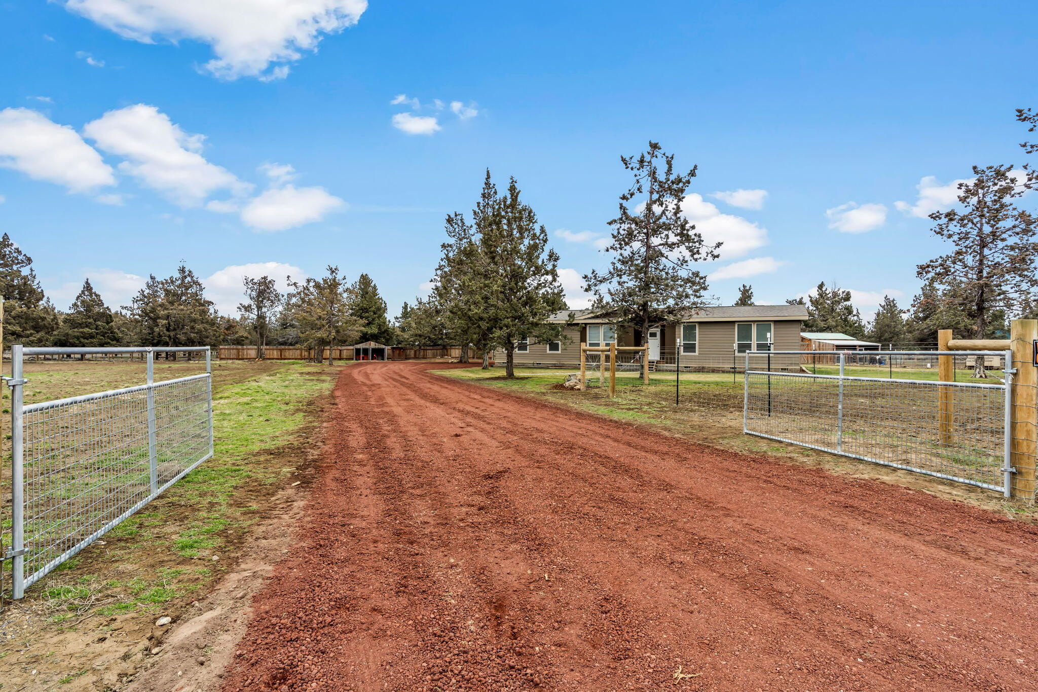 14833 SW Stallion Drive