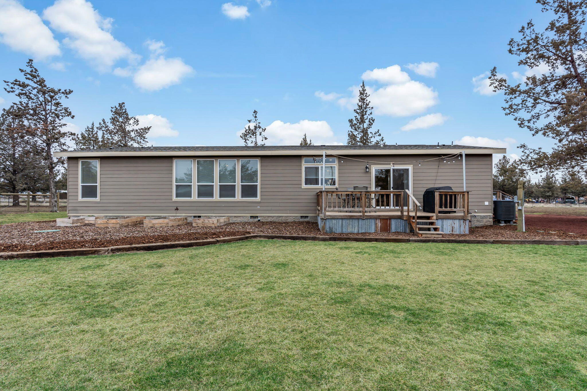 14833 SW Stallion Drive