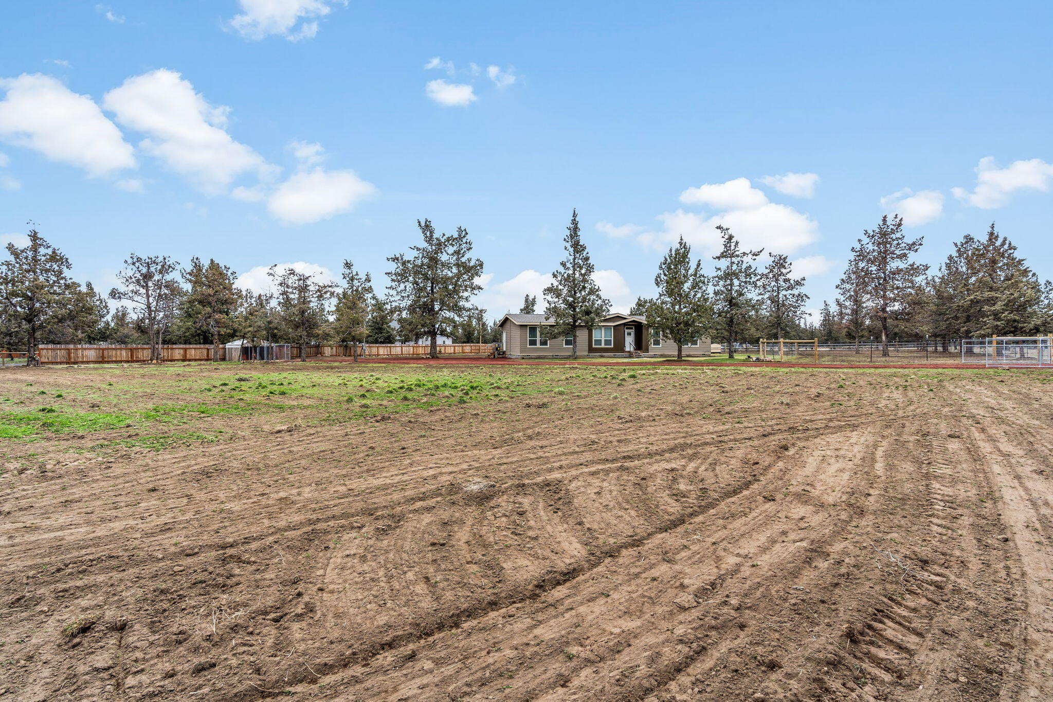 14833 SW Stallion Drive