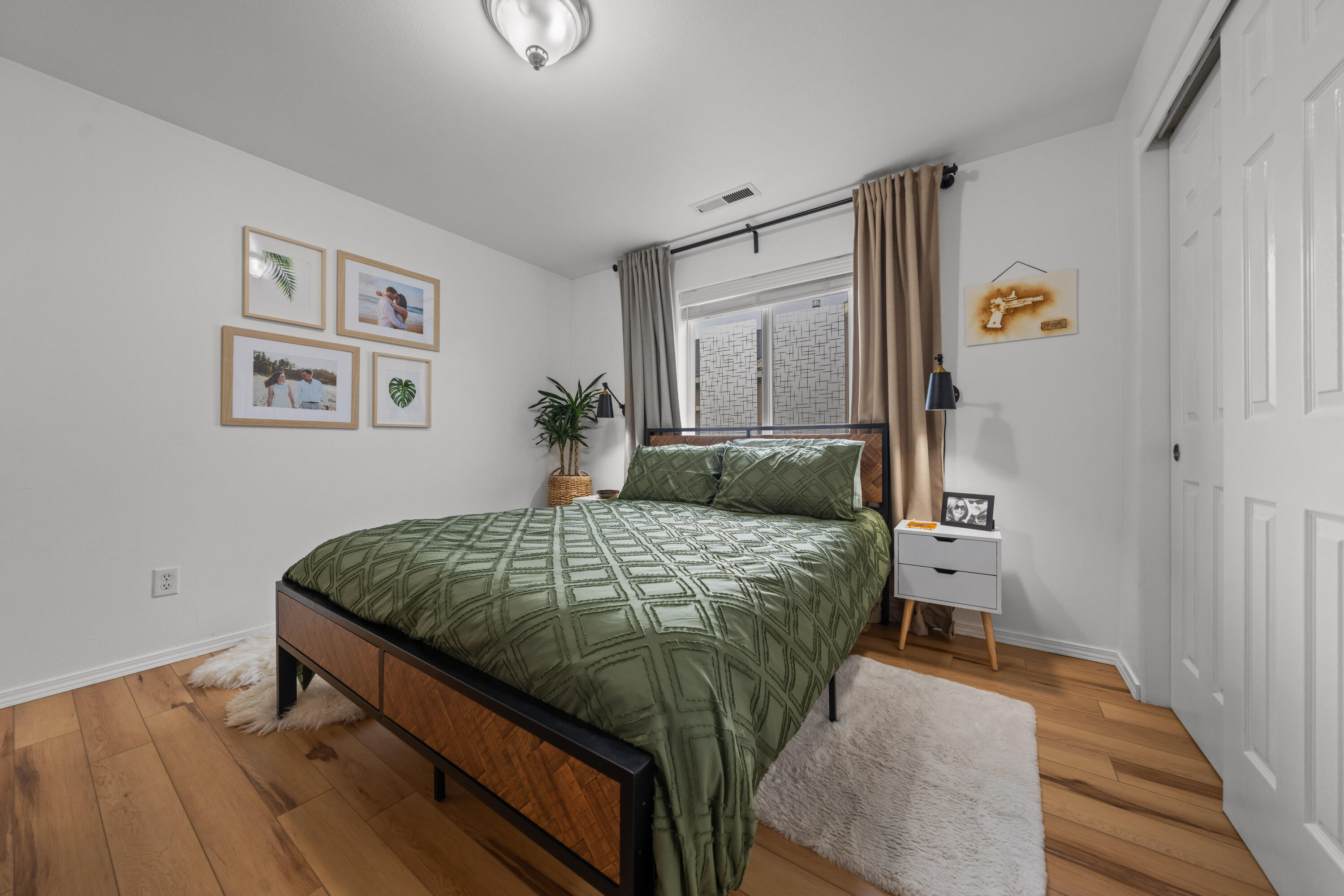 3103 SW Peridot Avenue