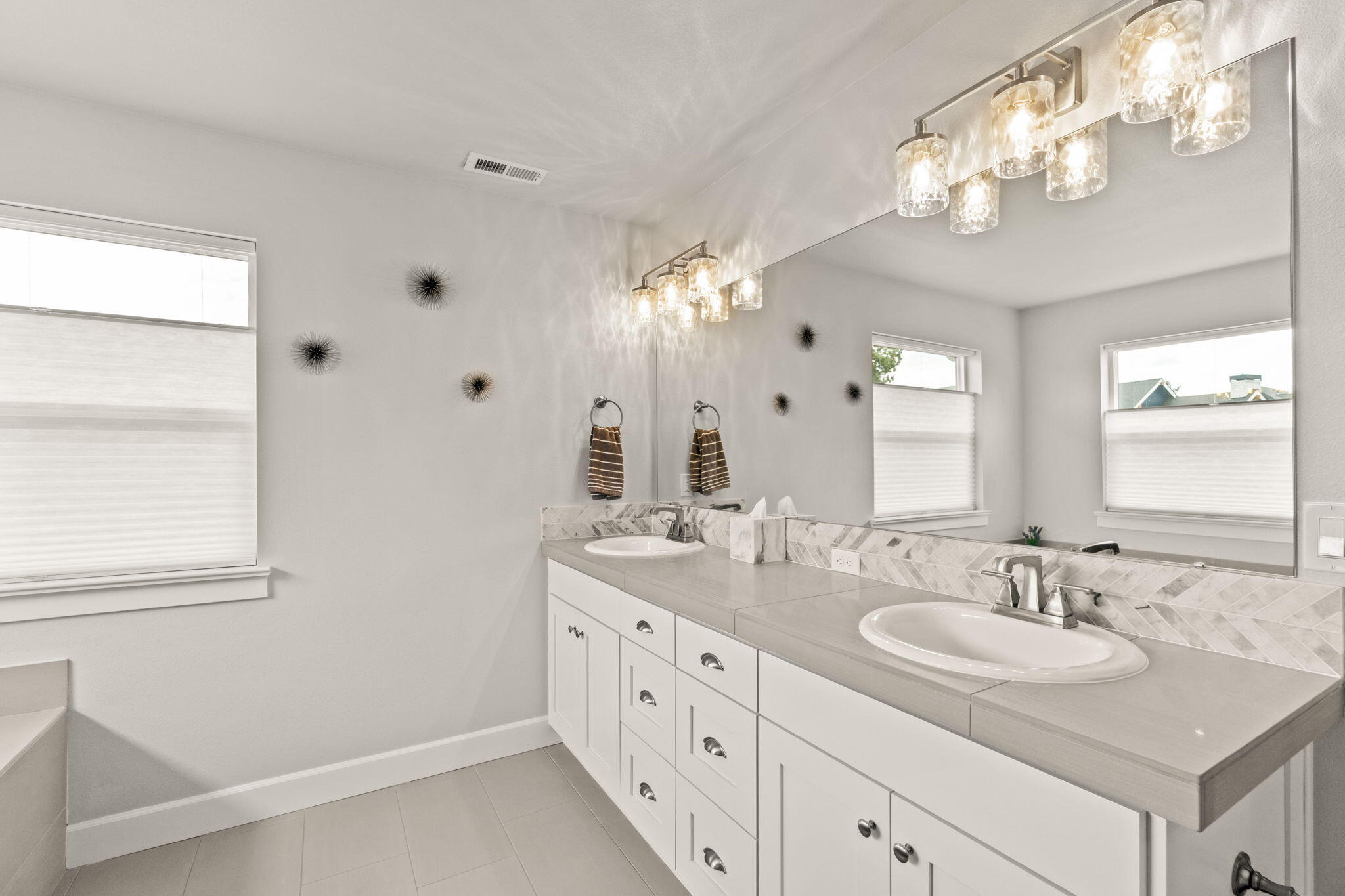 61023 Light Peak Drive