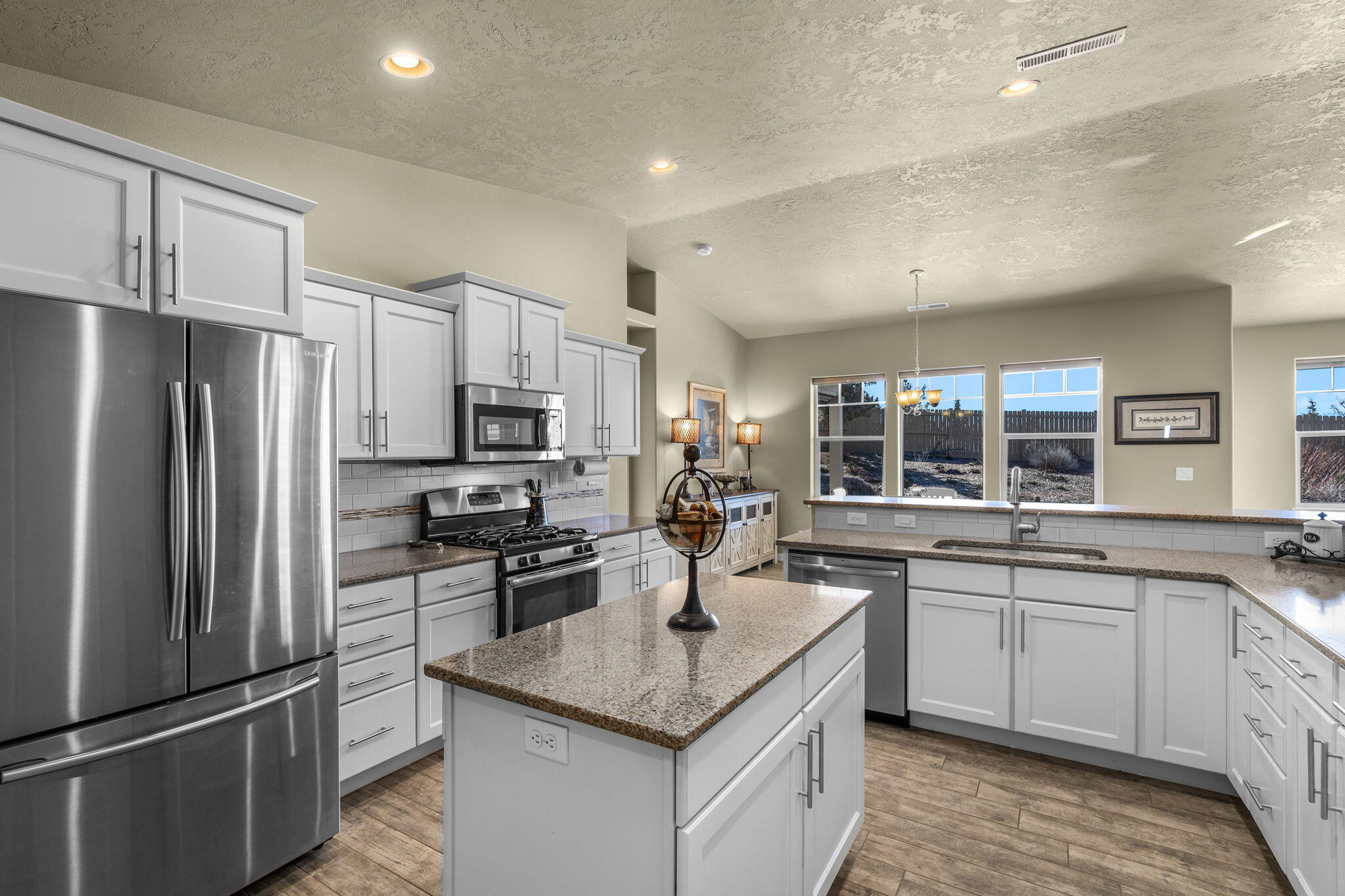 4466 SW Umatilla Avenue