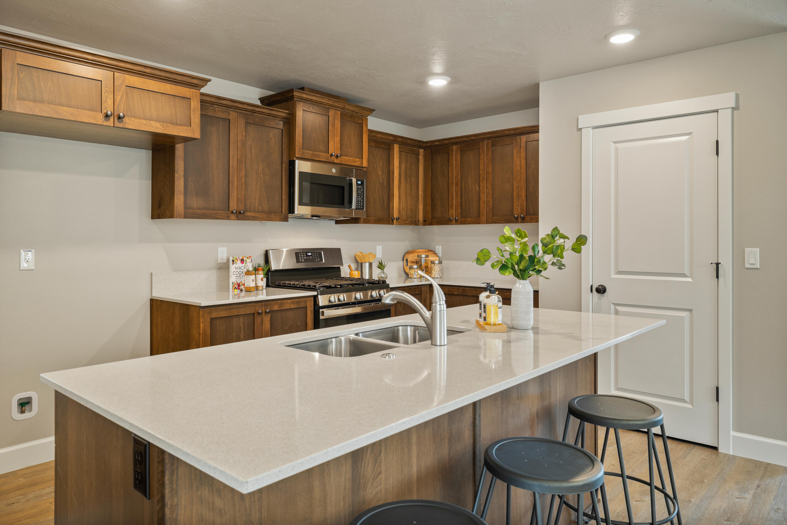 1079 NW Varnish Lane Unit: 65