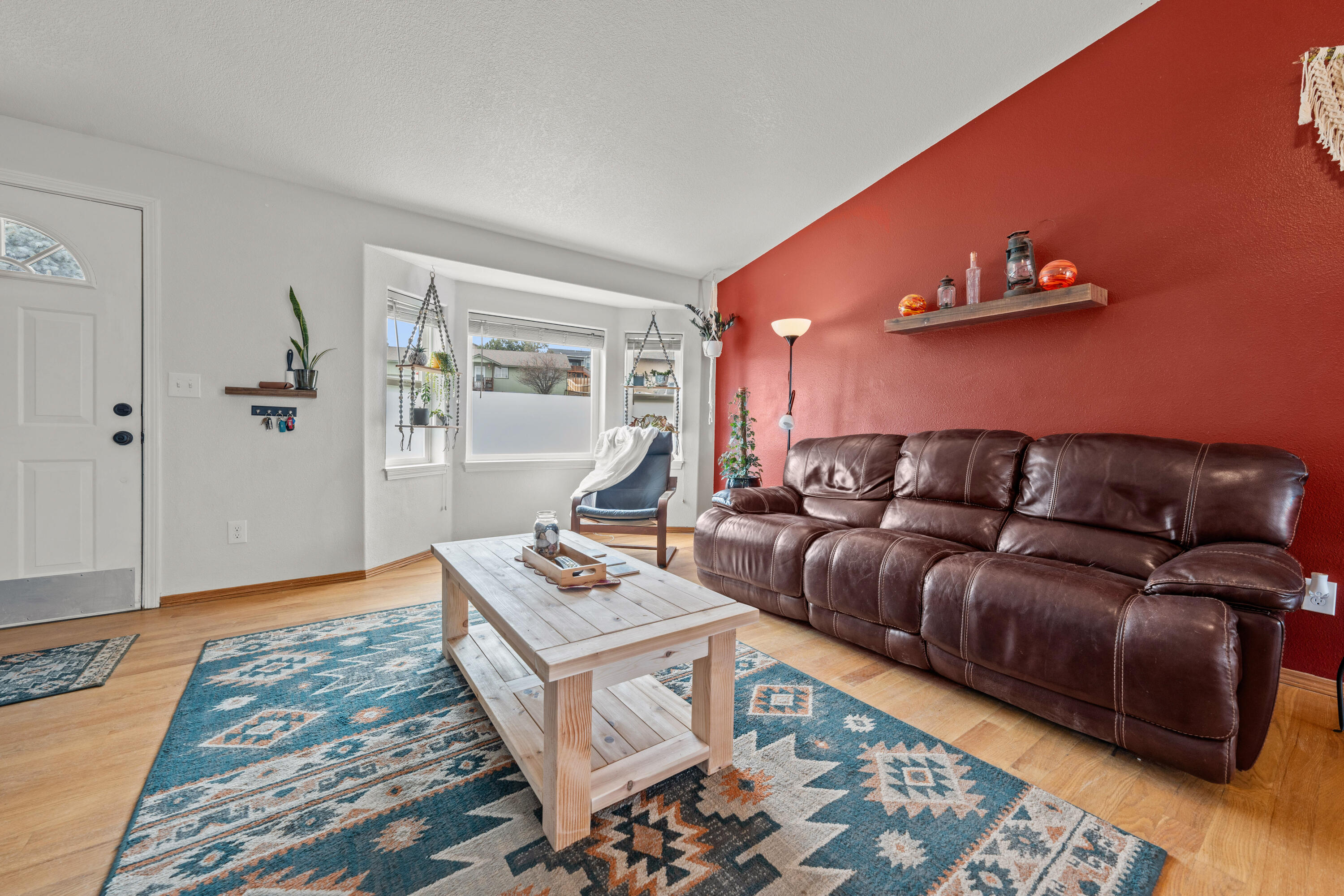 3443 SW Salmon Avenue