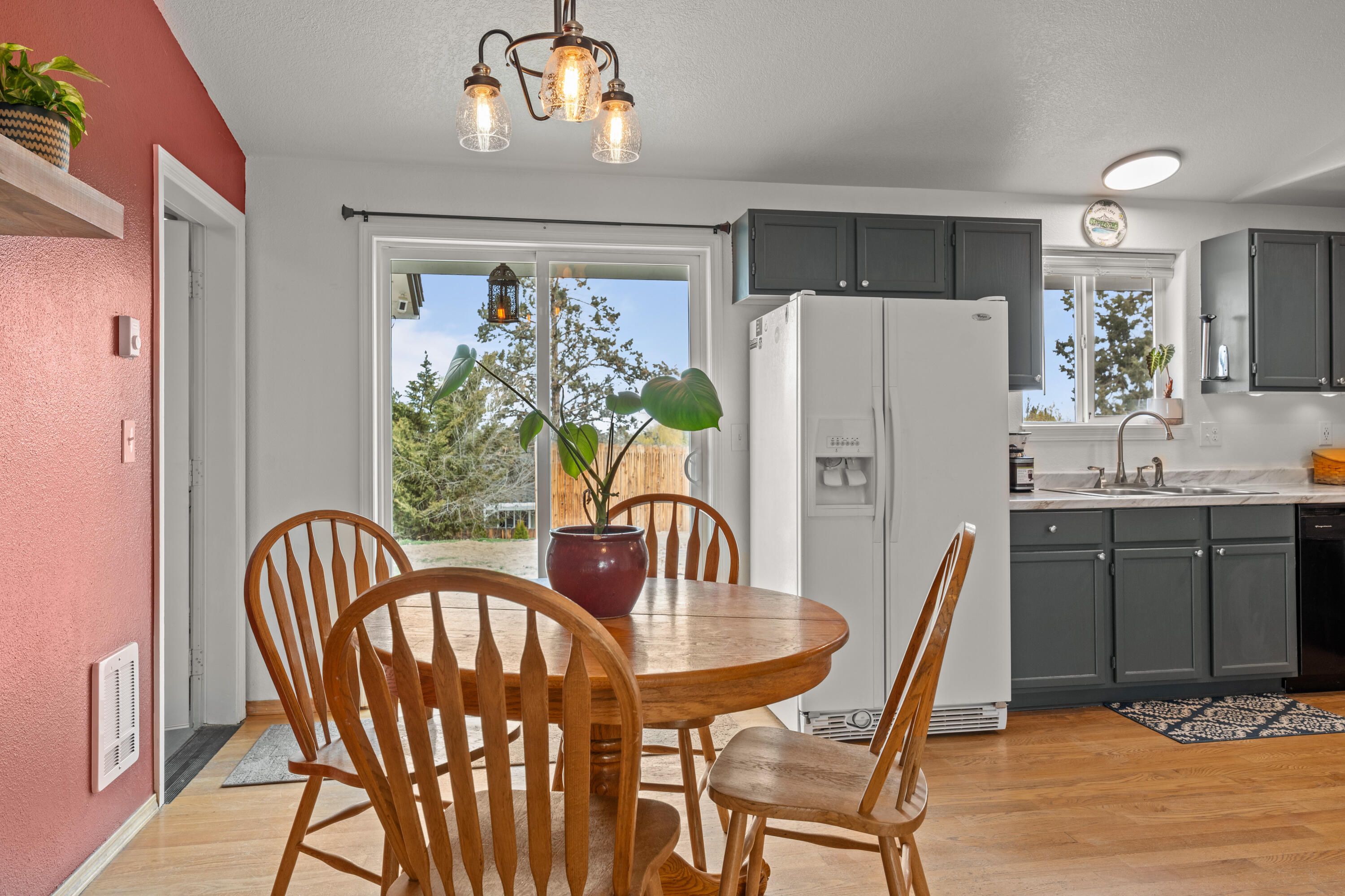 3443 SW Salmon Avenue